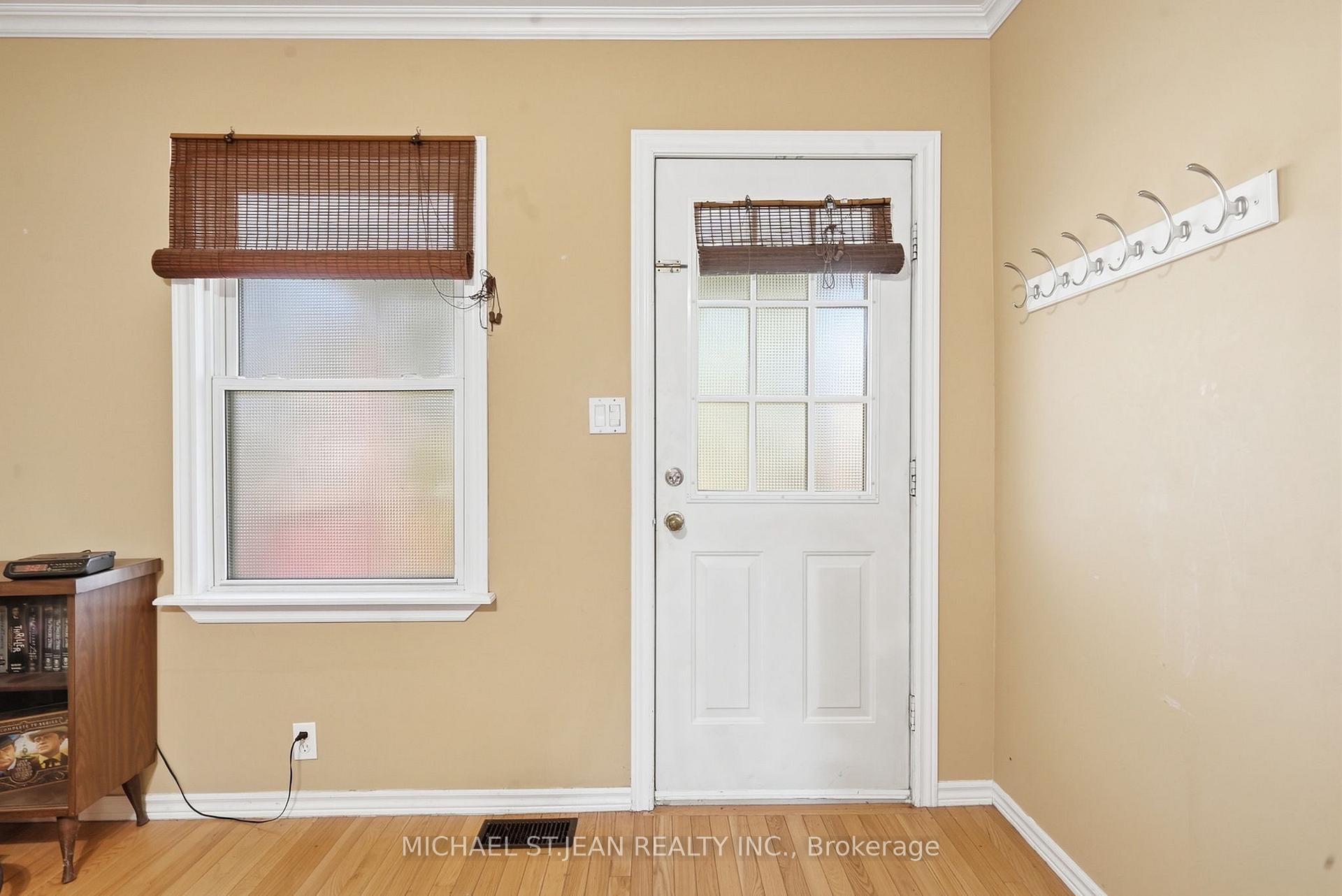 Photo 7 of 68 Hamilton Street, St. Catharines, Western Hill — HOMEH