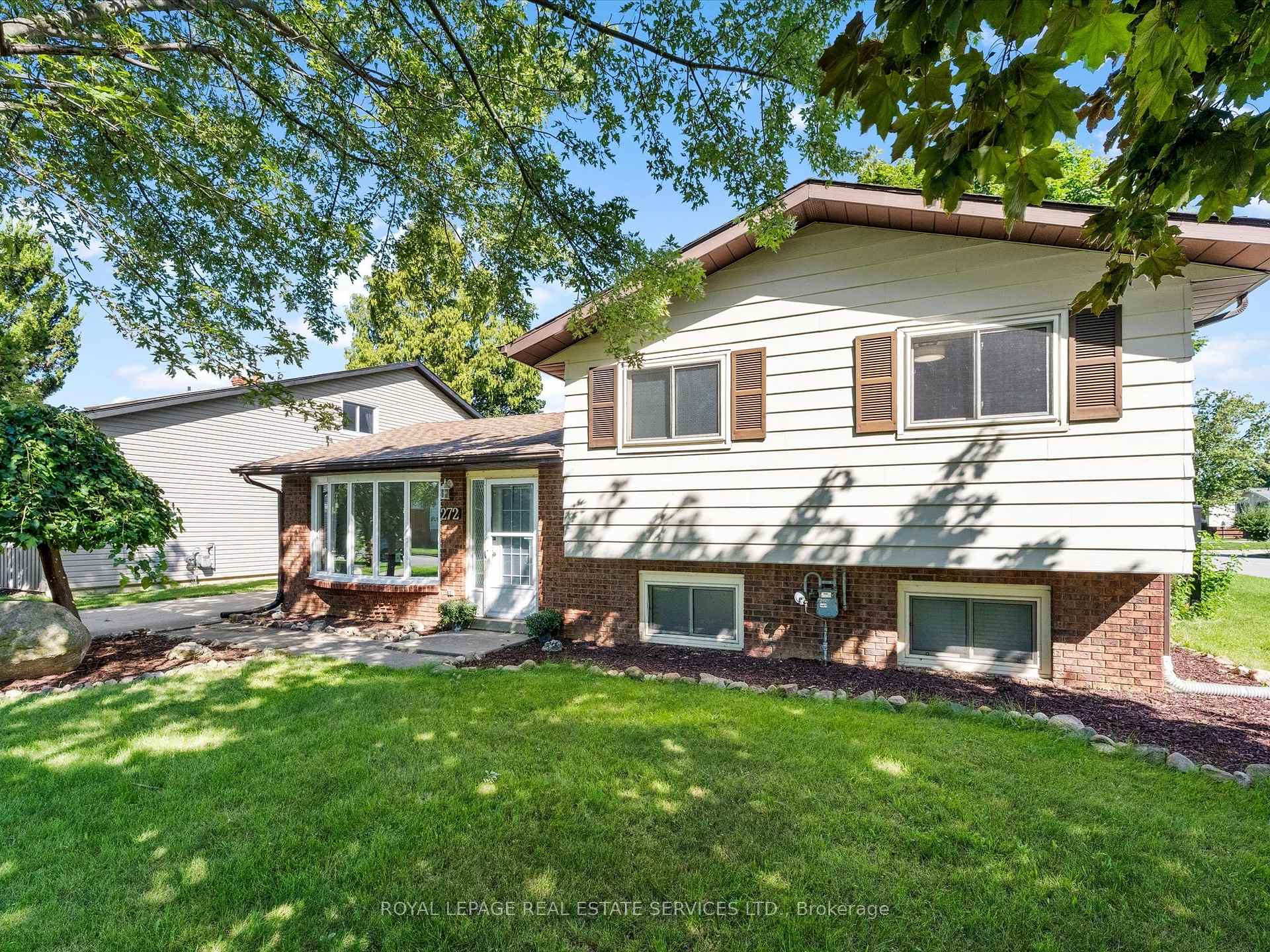 Photo 3 of 272 Taylor Road, Essex — HOMEH