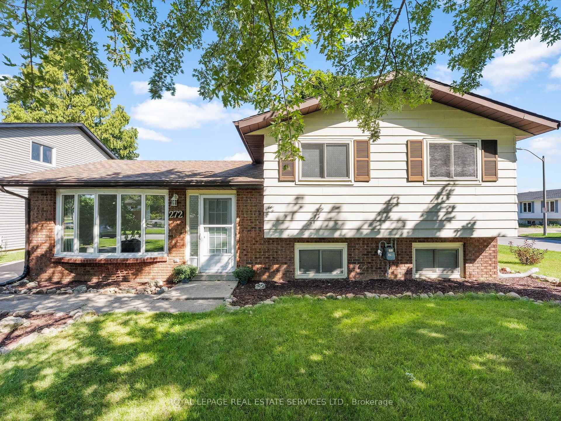 Photo 4 of 272 Taylor Road, Essex — HOMEH