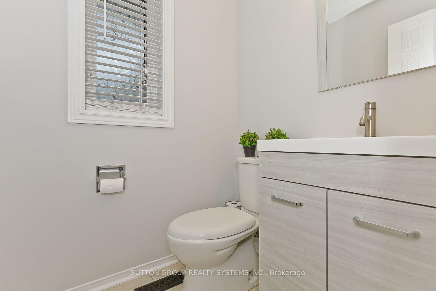 Photo 7 of Unit 20, 45 Bristol Road E, Mississauga, Hurontario — HOMEH