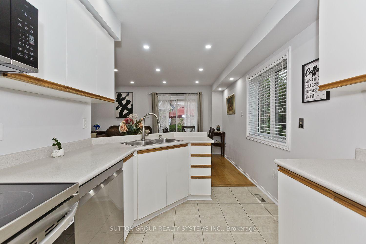 Photo 9 of Unit 20, 45 Bristol Road E, Mississauga, Hurontario — HOMEH