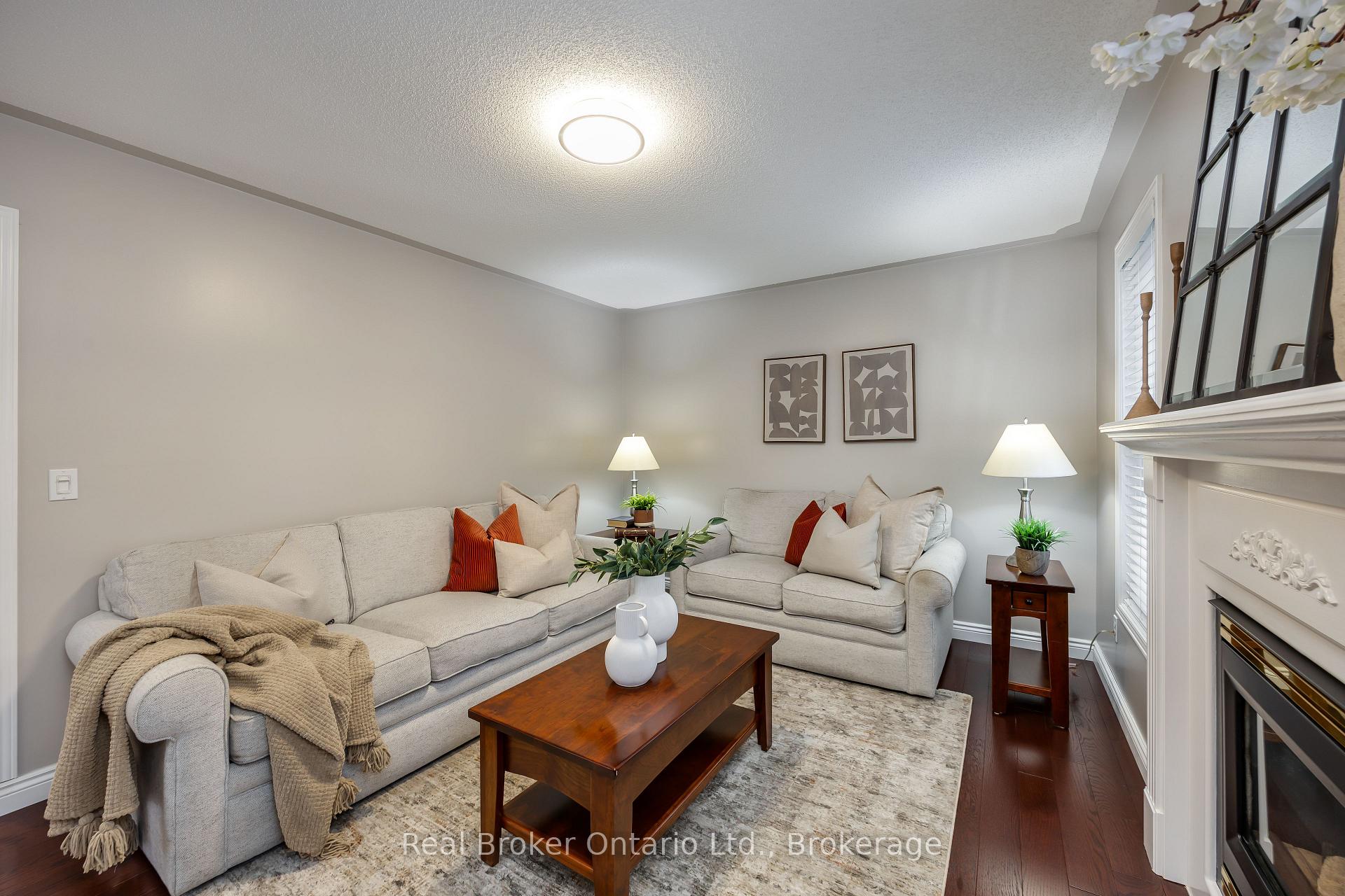 Photo 15 of 75 Bonathon Crescent, Clarington, Bowmanville — HOMEH
