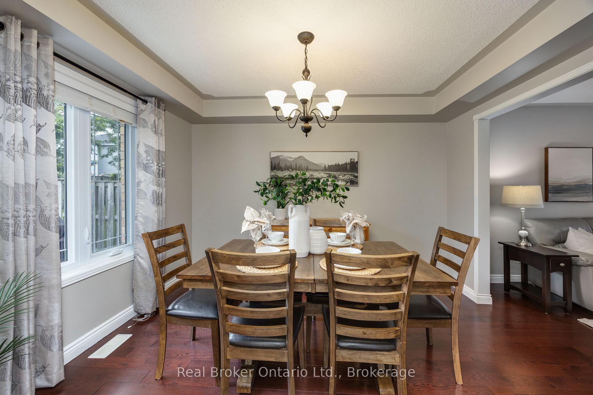 Photo 17 of 75 Bonathon Crescent, Clarington, Bowmanville — HOMEH