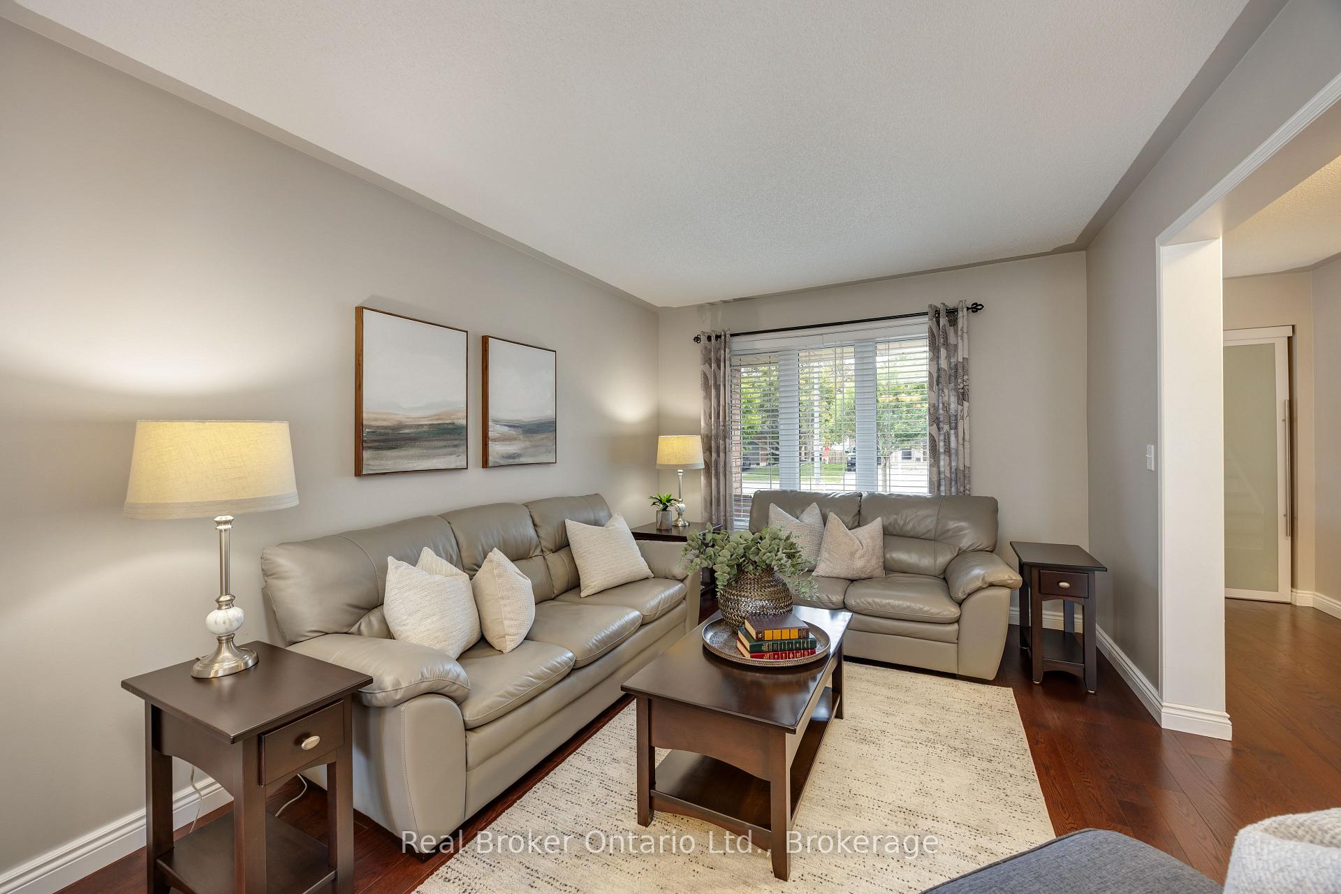 Photo 20 of 75 Bonathon Crescent, Clarington, Bowmanville — HOMEH
