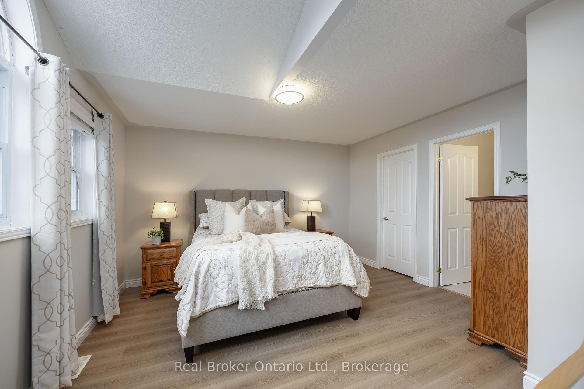 Photo 26 of 75 Bonathon Crescent, Clarington, Bowmanville — HOMEH