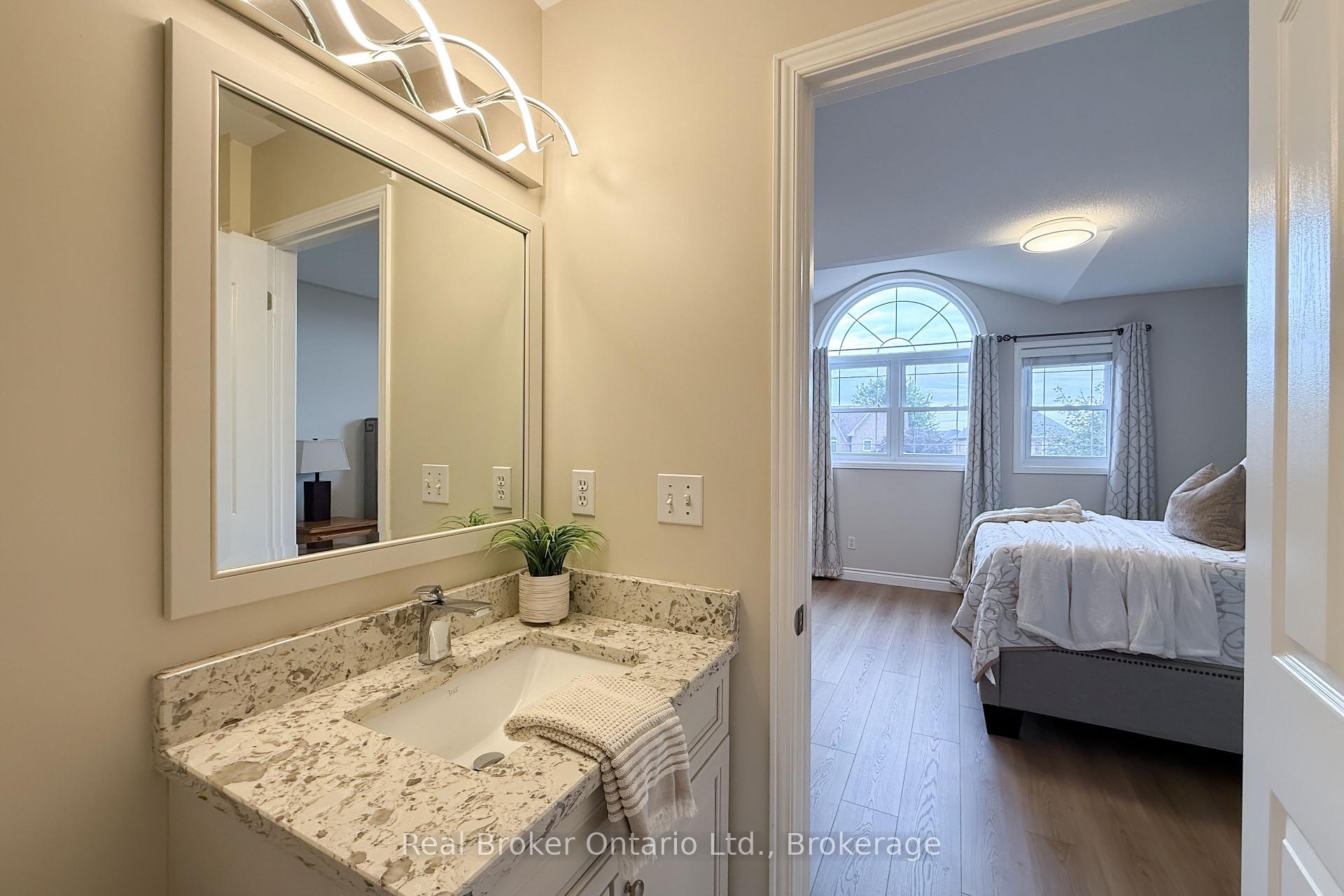 Photo 28 of 75 Bonathon Crescent, Clarington, Bowmanville — HOMEH