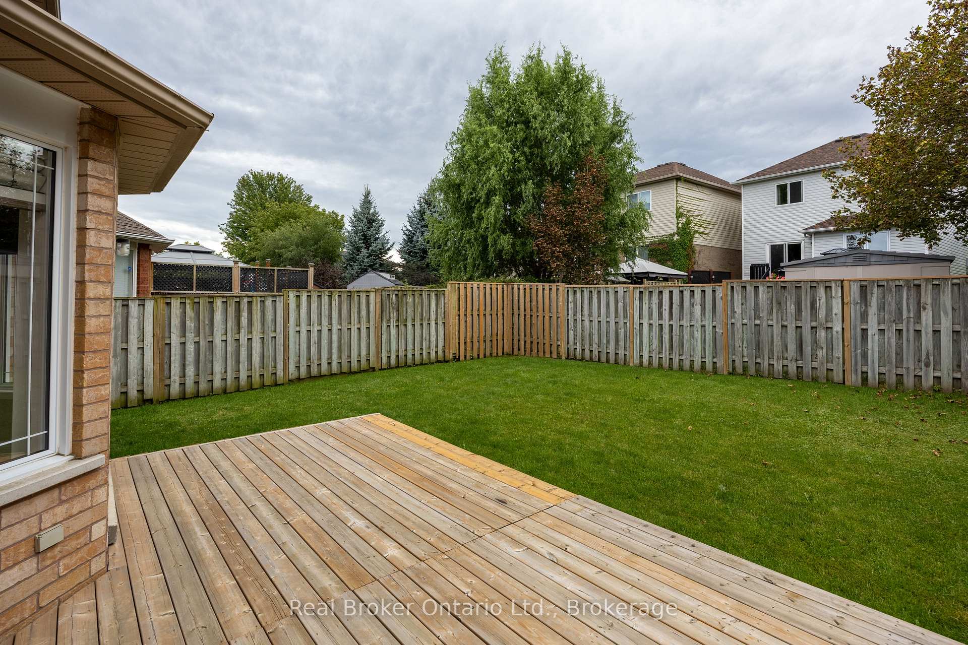 Photo 43 of 75 Bonathon Crescent, Clarington, Bowmanville — HOMEH