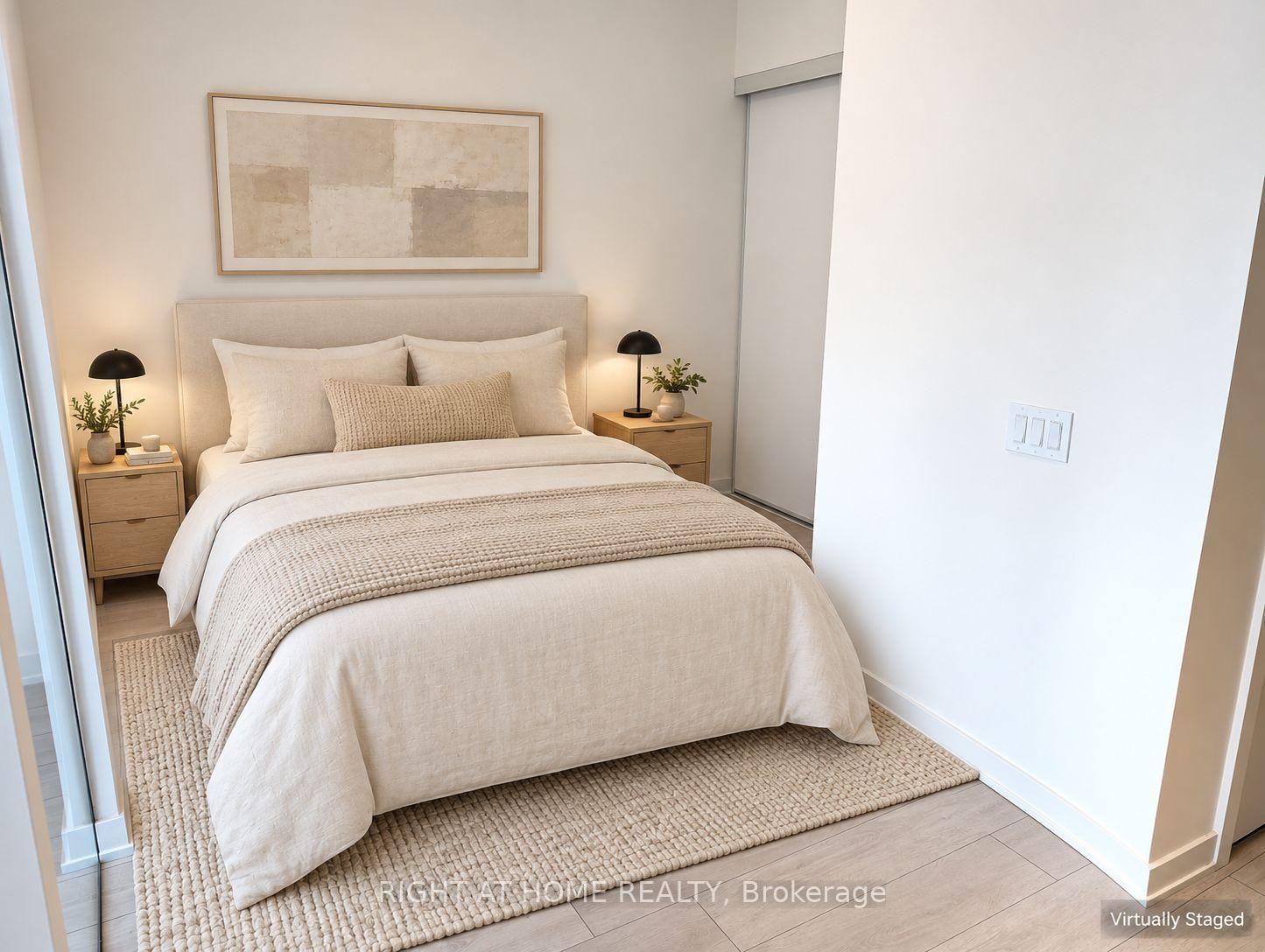 Photo 4 of Unit 316, 5 Lakeview Avenue, Toronto, Trinity-Bellwoods — HOMEH