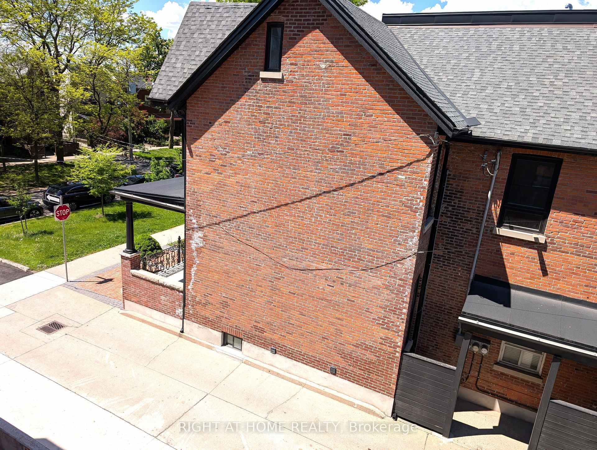 Photo 16 of Unit 316, 5 Lakeview Avenue, Toronto, Trinity-Bellwoods — HOMEH