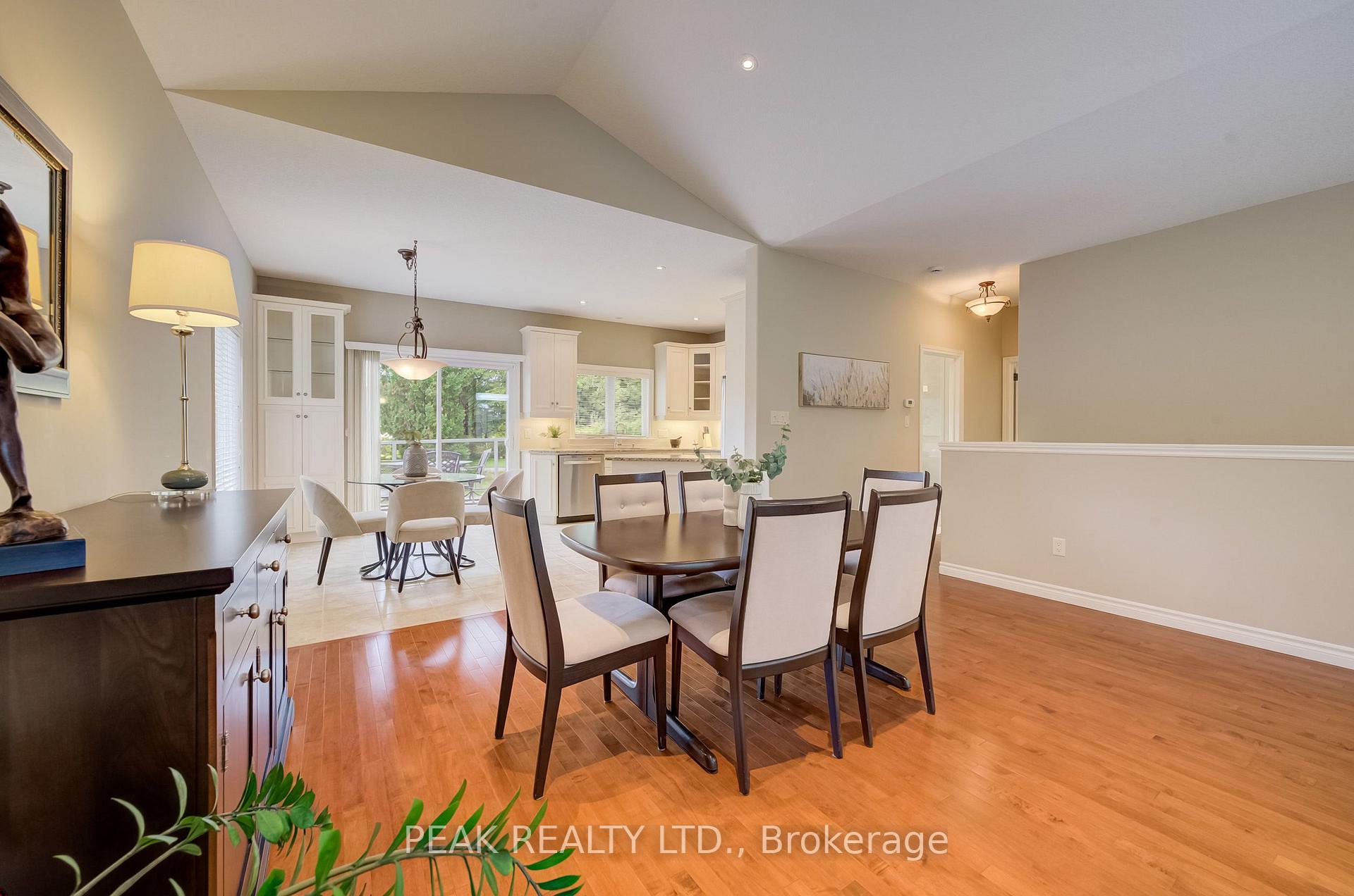 Photo 8 of 25 Thimbleberry Crossing, Wilmot, New Hamburg — HOMEH