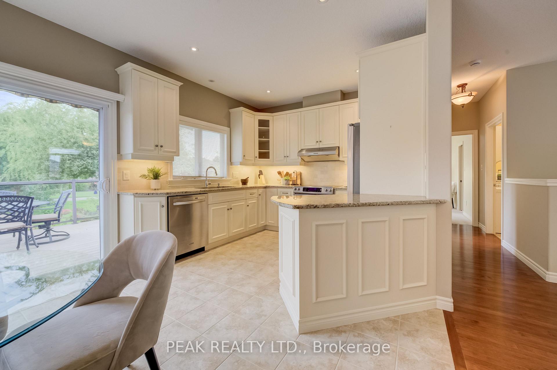 Photo 16 of 25 Thimbleberry Crossing, Wilmot, New Hamburg — HOMEH