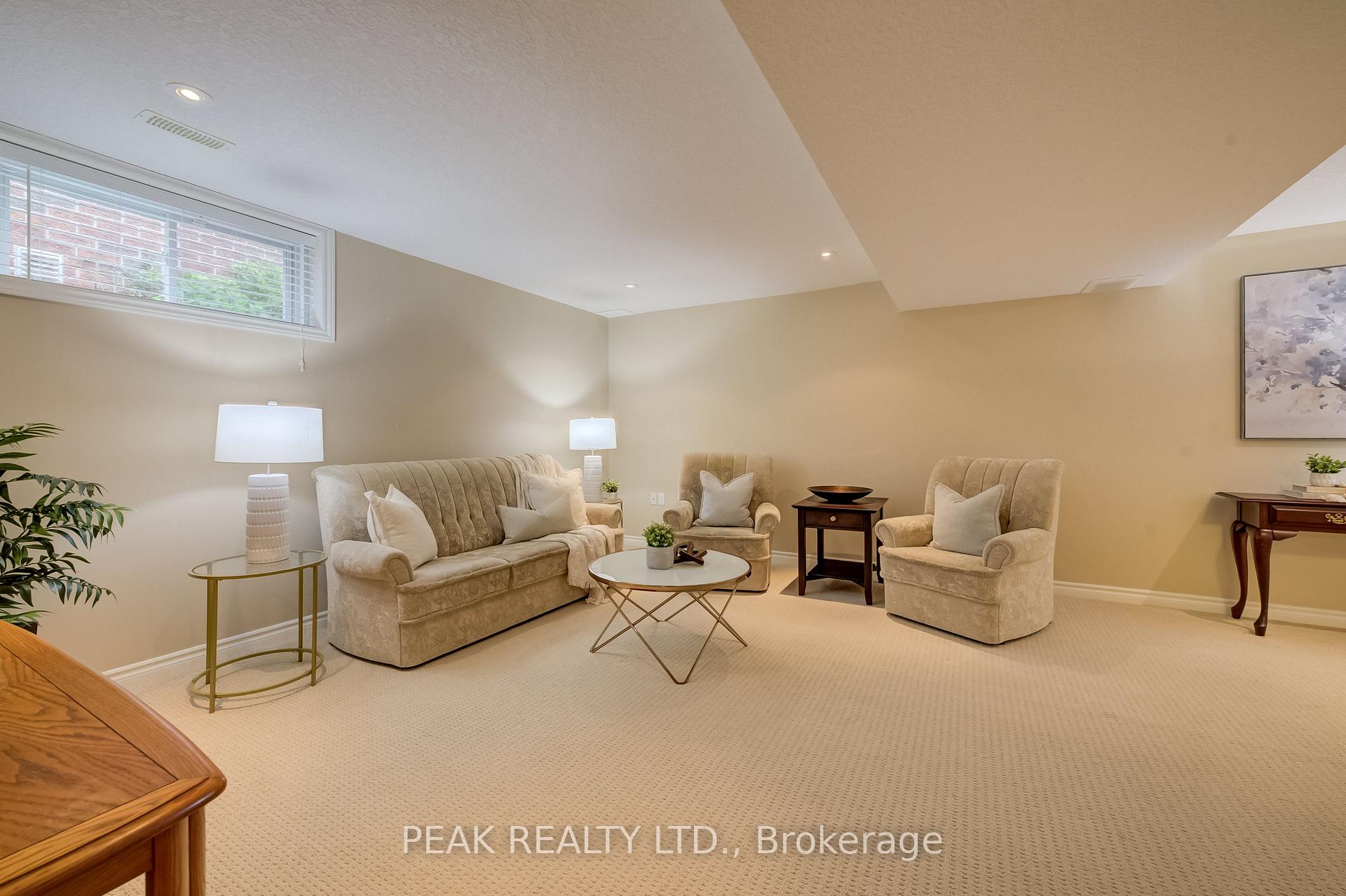 Photo 28 of 25 Thimbleberry Crossing, Wilmot, New Hamburg — HOMEH