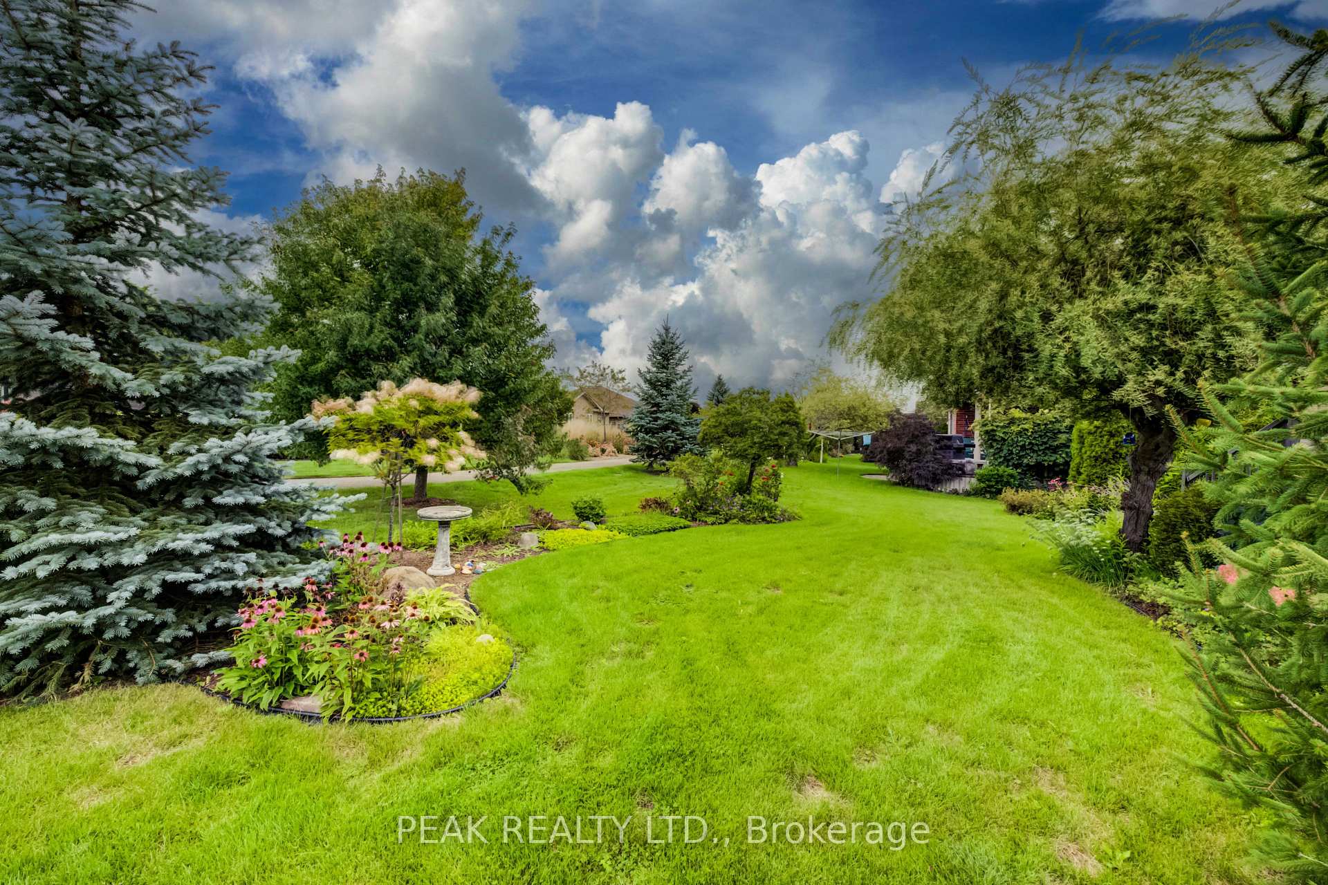 Photo 33 of 25 Thimbleberry Crossing, Wilmot, New Hamburg — HOMEH