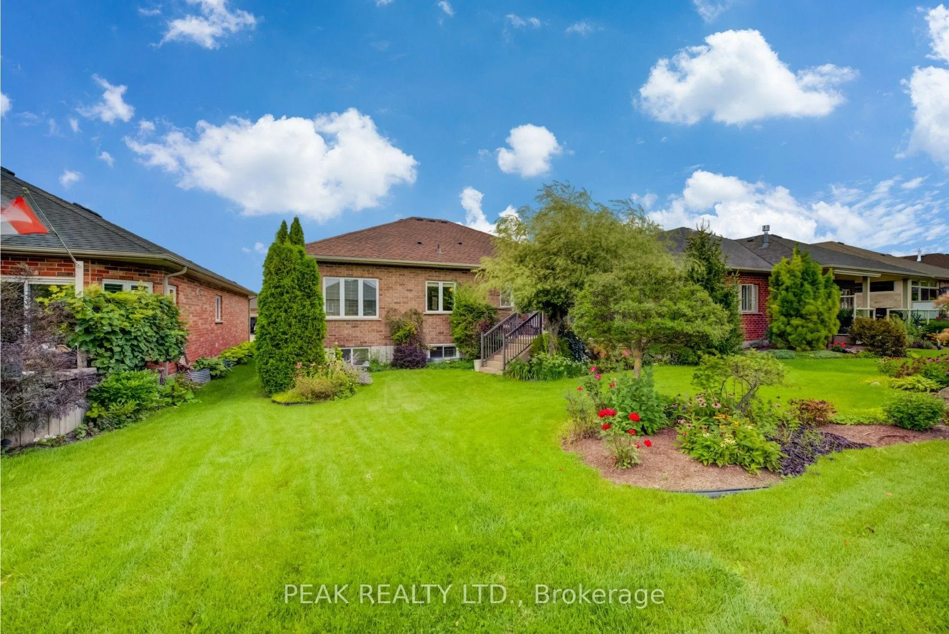 Photo 38 of 25 Thimbleberry Crossing, Wilmot, New Hamburg — HOMEH