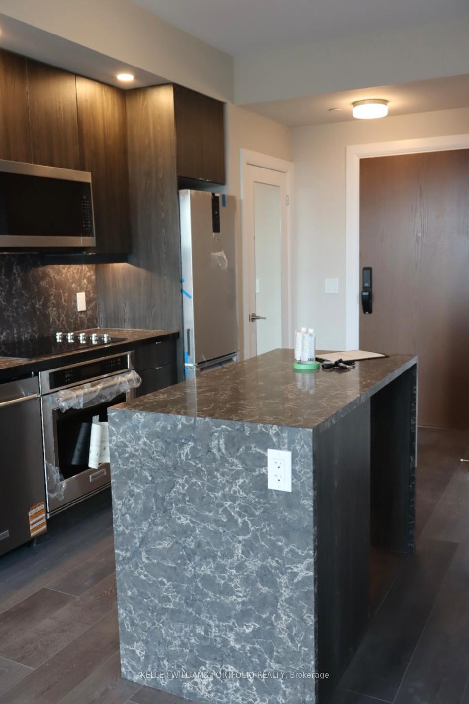 Photo 21 of Unit 1105, 3240 William Coltson Avenue, Oakville, Joshua Meadows — HOMEH