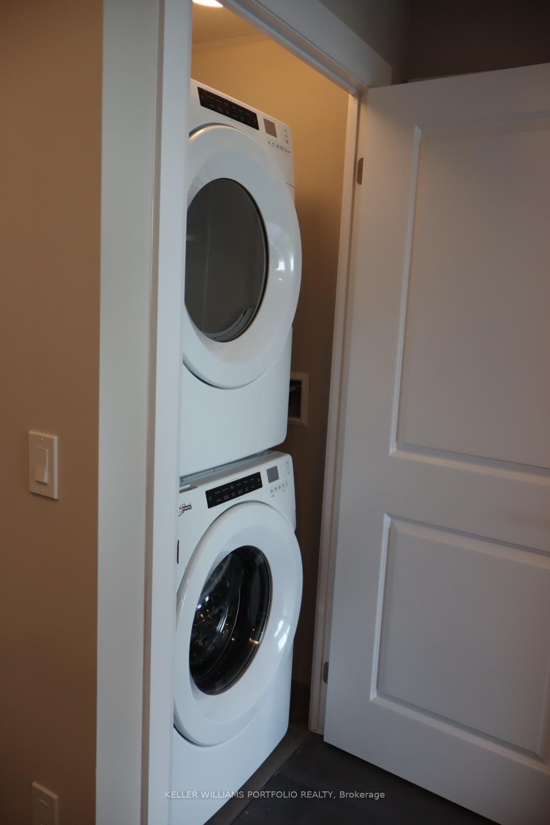 Photo 48 of Unit 1105, 3240 William Coltson Avenue, Oakville, Joshua Meadows — HOMEH