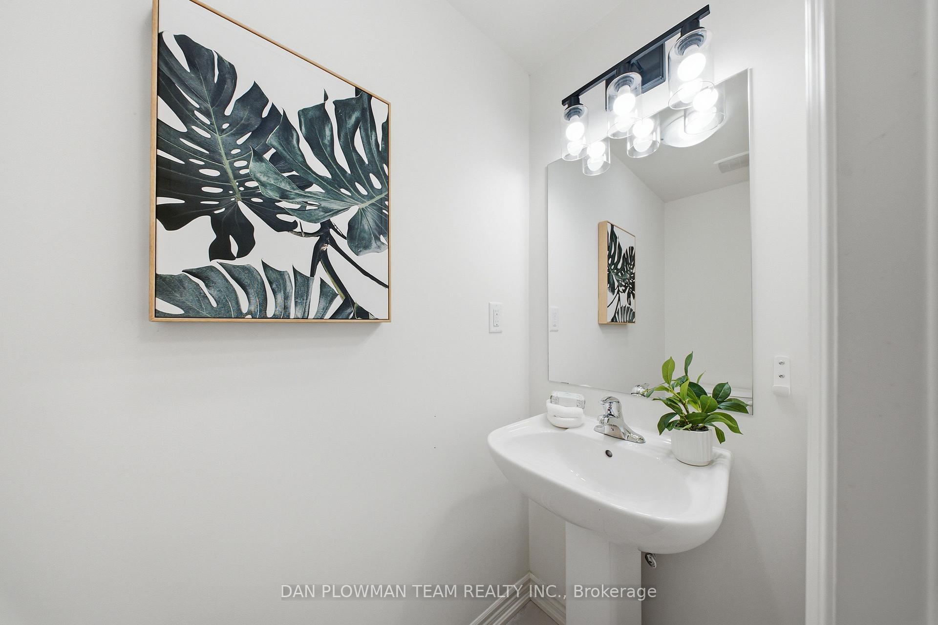 Photo 11 of Unit 10, 484 Salem Road S, Ajax, South East — HOMEH