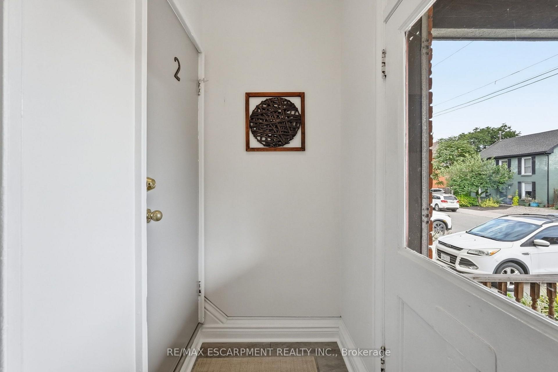 Photo 24 of 166 Emerald Street S, Hamilton, Stinson — HOMEH