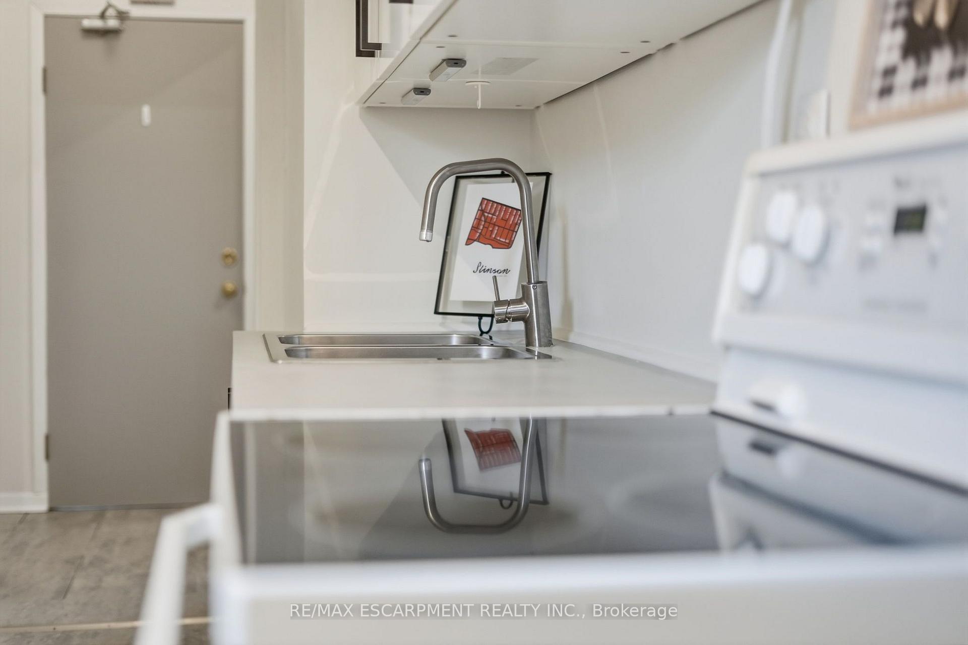 Photo 35 of 166 Emerald Street S, Hamilton, Stinson — HOMEH