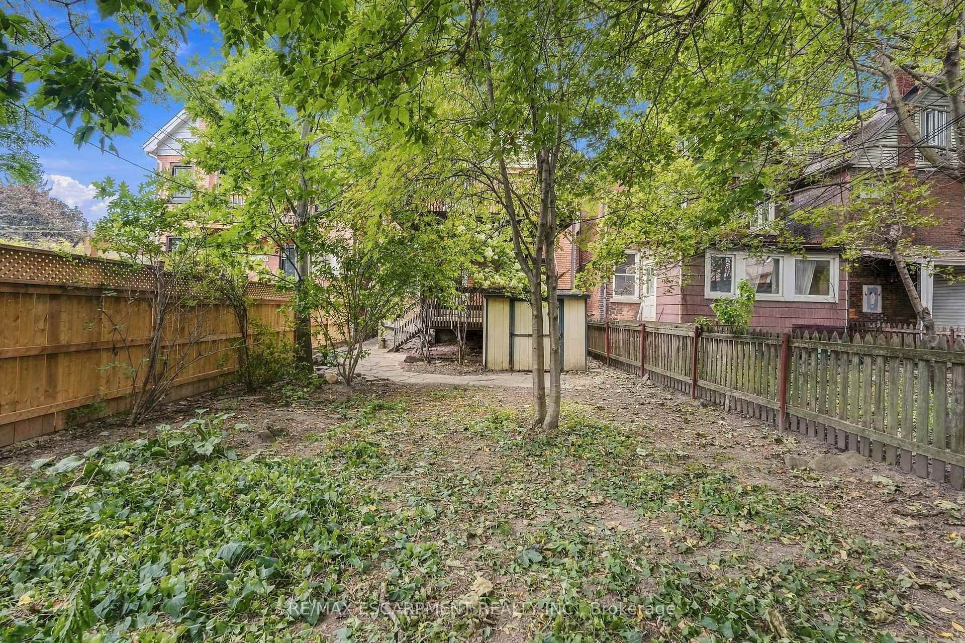 Photo 45 of 166 Emerald Street S, Hamilton, Stinson — HOMEH