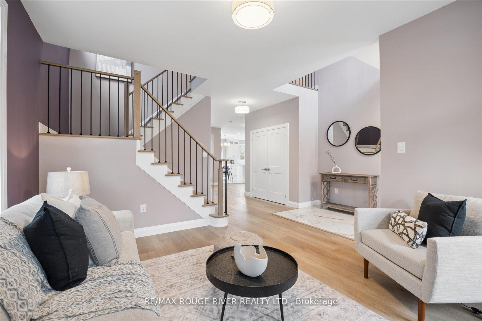 Photo 8 of 93 Holsted Road, Whitby, Brooklin — HOMEH