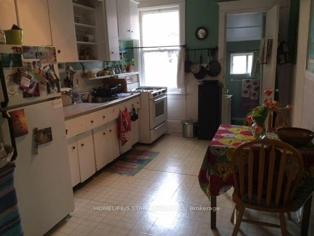 Photo 6 of Unit Bsmt Apt, 78 Dewson Street, Toronto, Palmerston-Little Italy — HOMEH