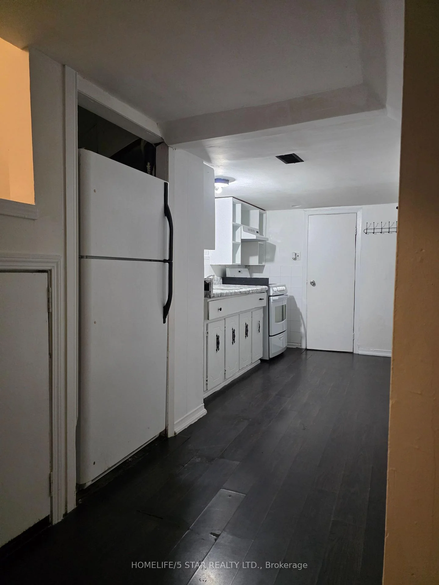 Photo 15 of Unit Bsmt Apt, 78 Dewson Street, Toronto, Palmerston-Little Italy — HOMEH