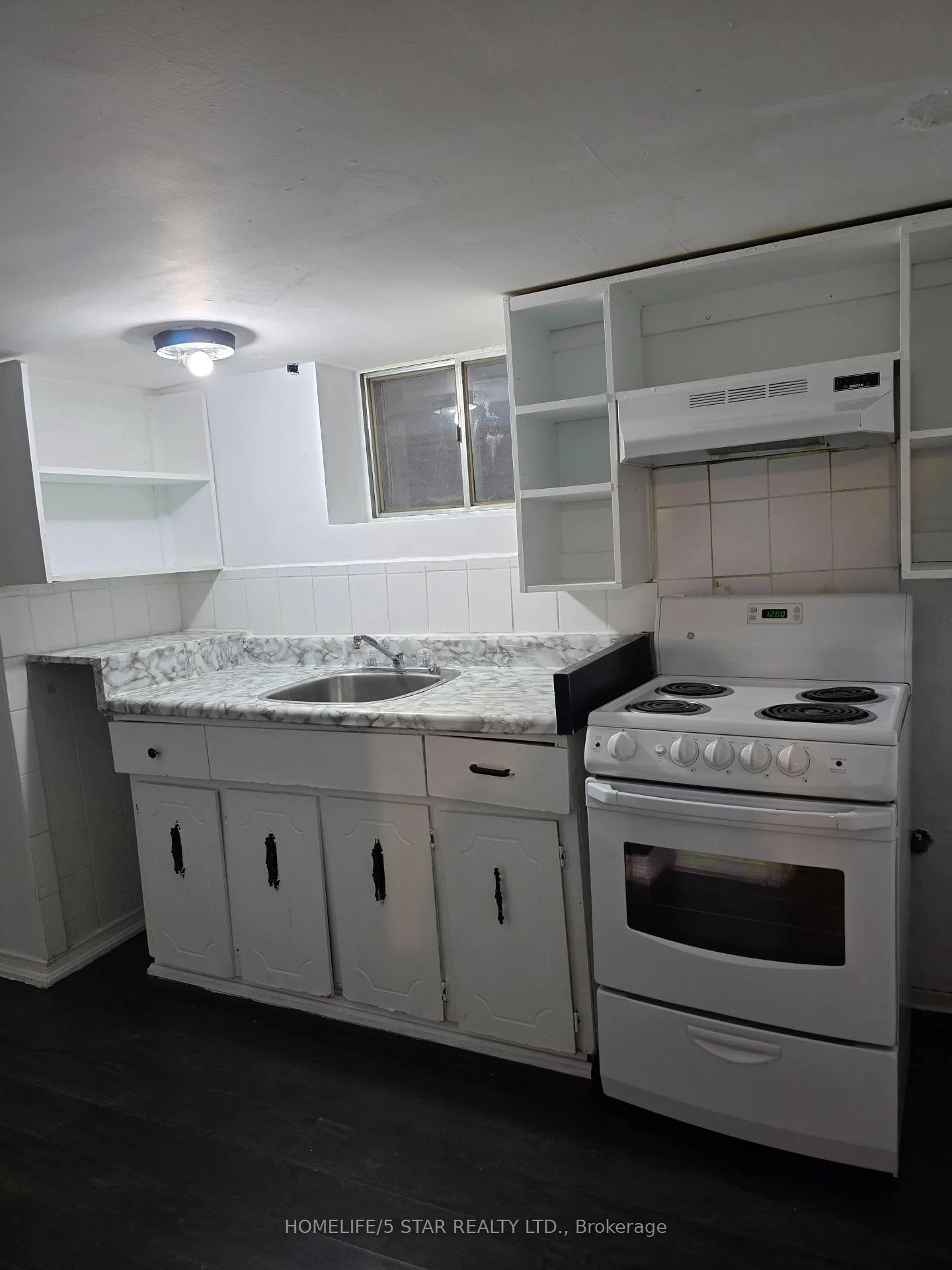 Photo 16 of Unit Bsmt Apt, 78 Dewson Street, Toronto, Palmerston-Little Italy — HOMEH