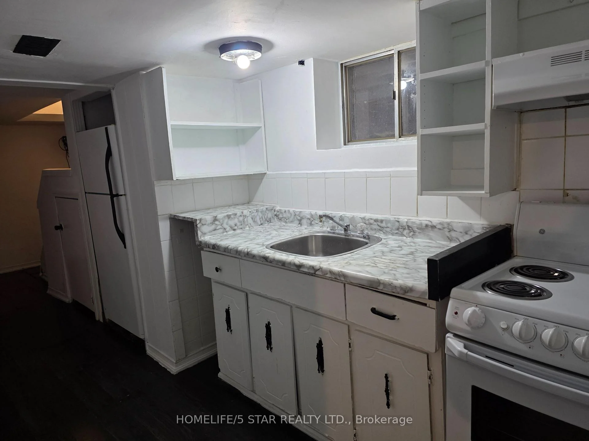 Photo 18 of Unit Bsmt Apt, 78 Dewson Street, Toronto, Palmerston-Little Italy — HOMEH