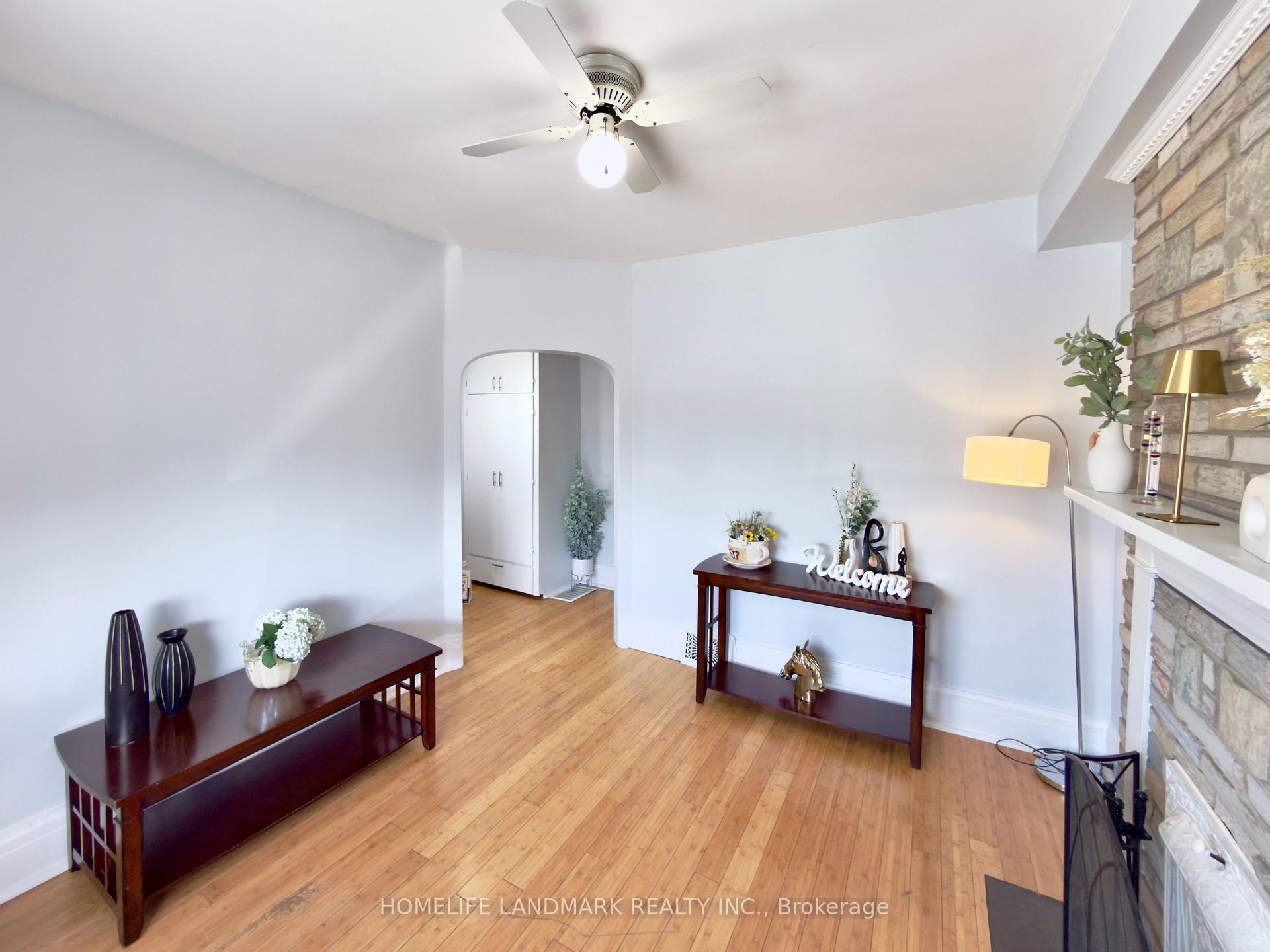 Photo 5 of 67 Banting Avenue, Oshawa, Central — HOMEH