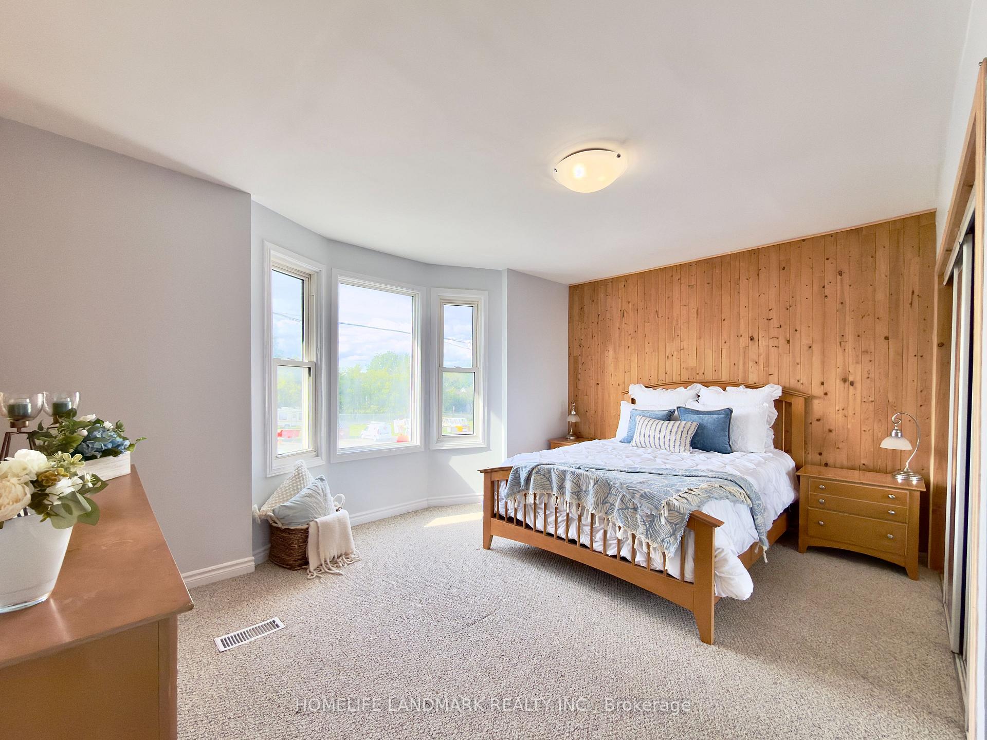 Photo 15 of 67 Banting Avenue, Oshawa, Central — HOMEH