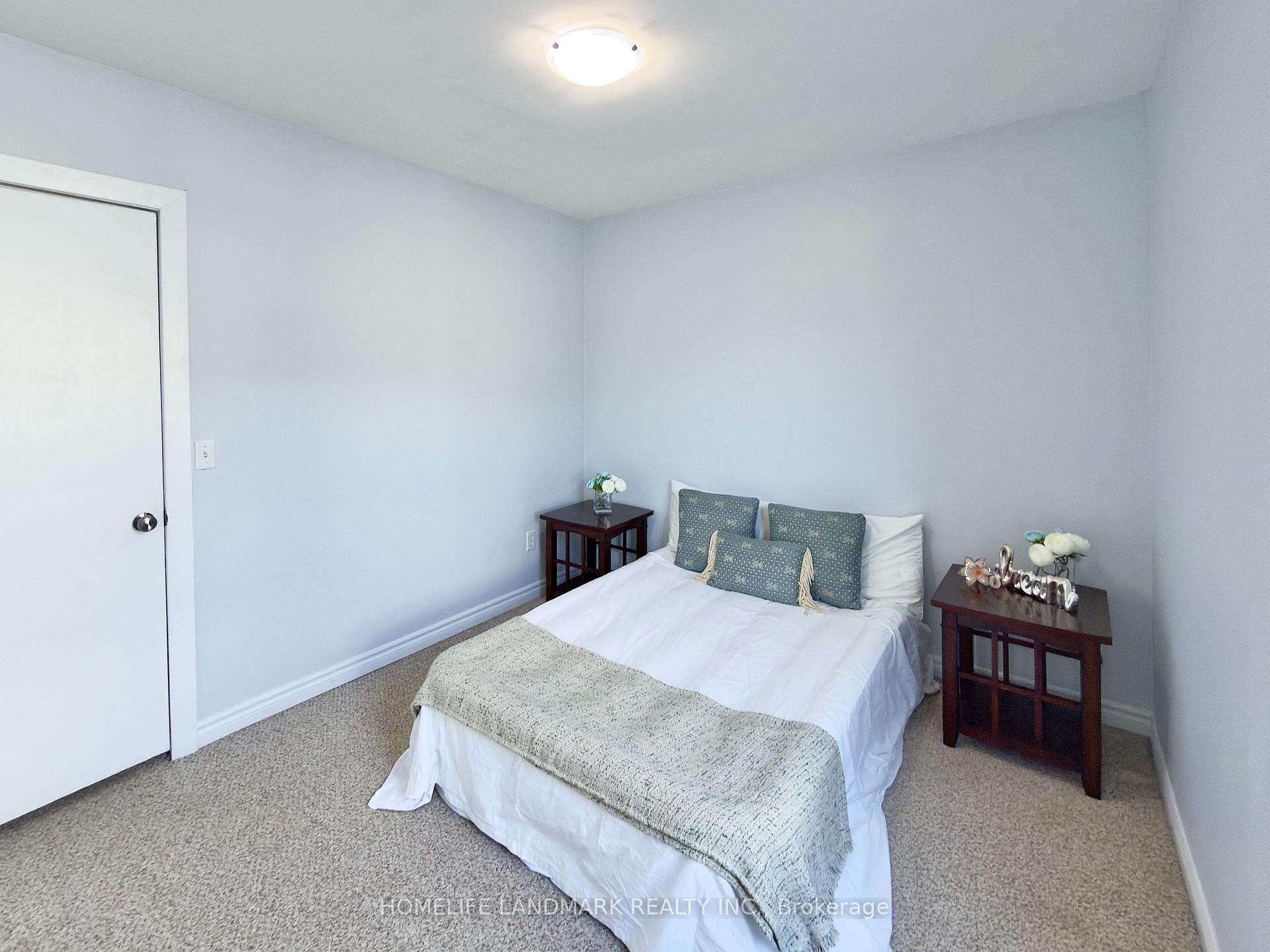 Photo 17 of 67 Banting Avenue, Oshawa, Central — HOMEH