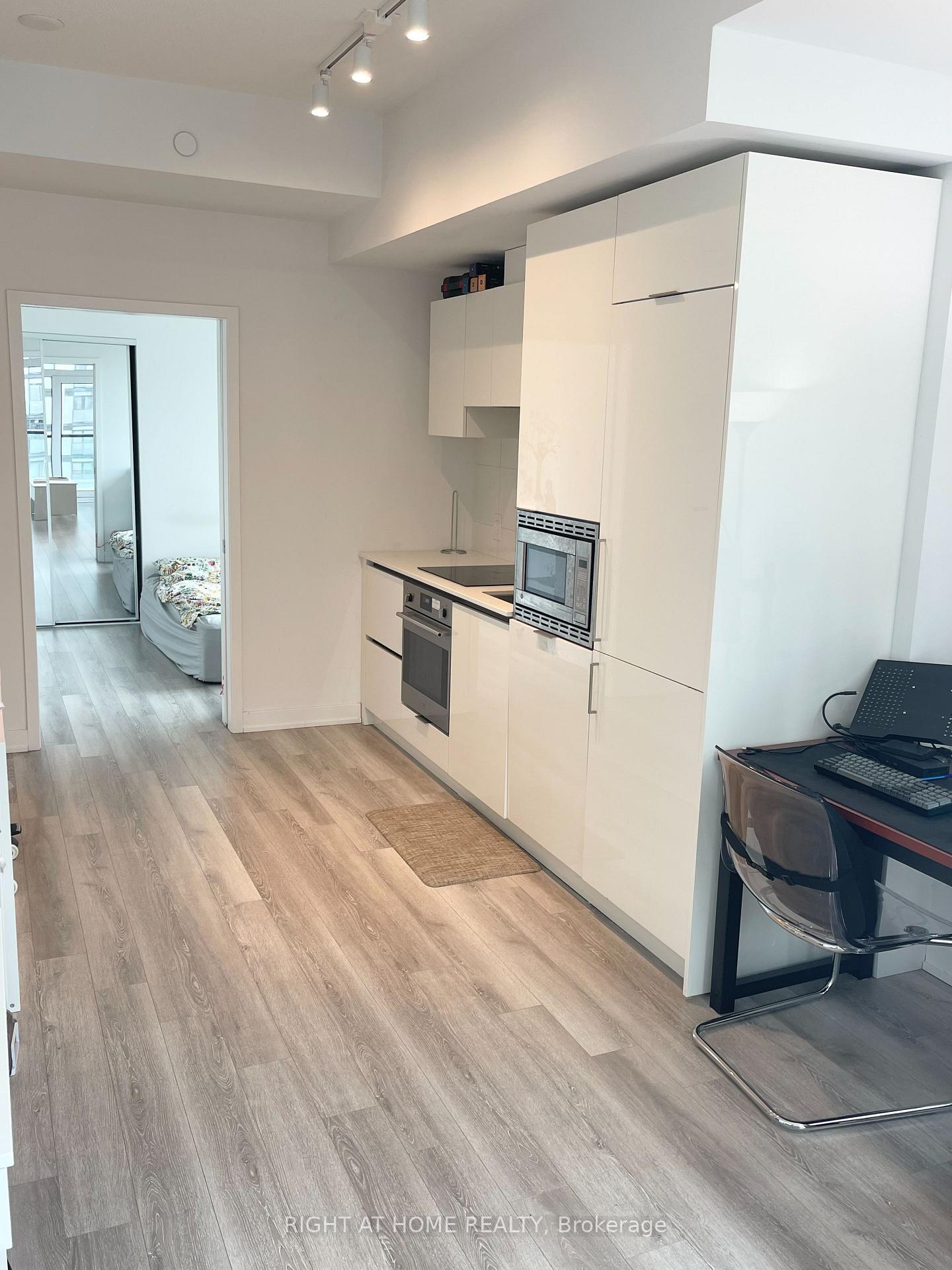 Photo 7 of Unit 1314, 121 St. Patrick Street, Toronto, Kensington-Chinatown — HOMEH
