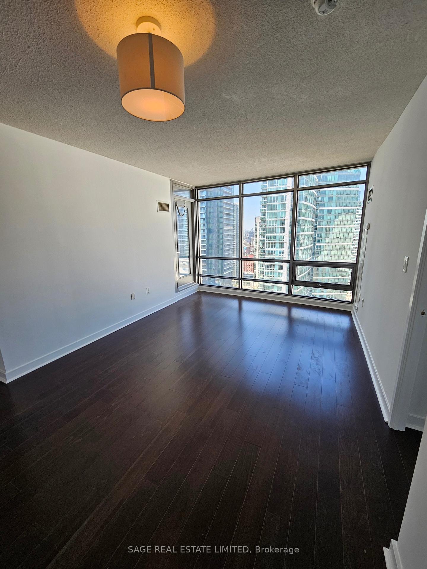 Photo 8 of Unit 2807, 3 Navy Wharf Court, Toronto, Waterfront Communities — HOMEH
