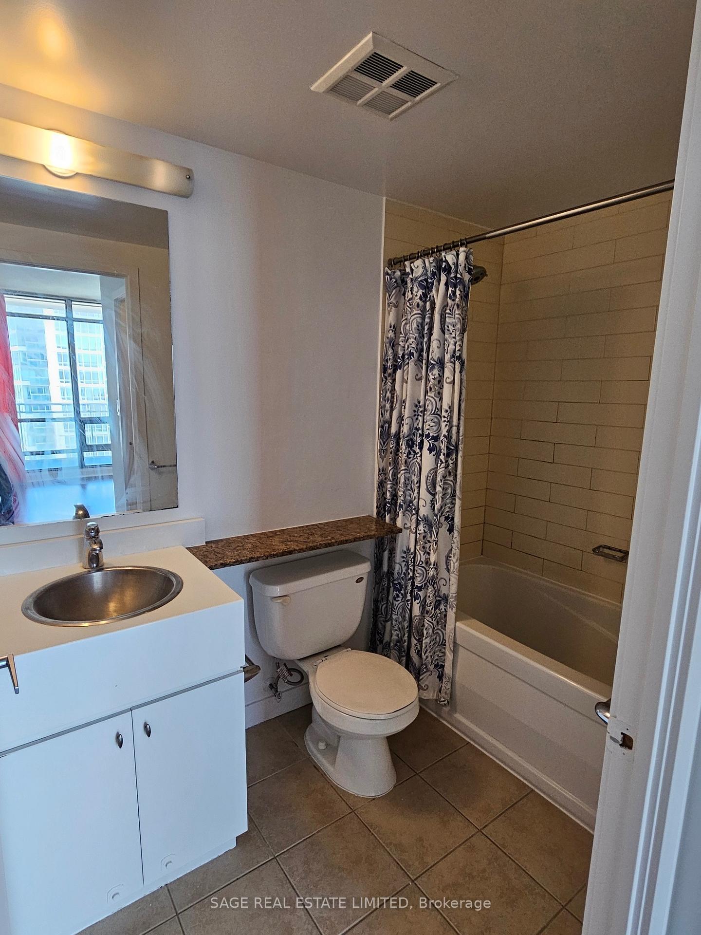 Photo 10 of Unit 2807, 3 Navy Wharf Court, Toronto, Waterfront Communities — HOMEH