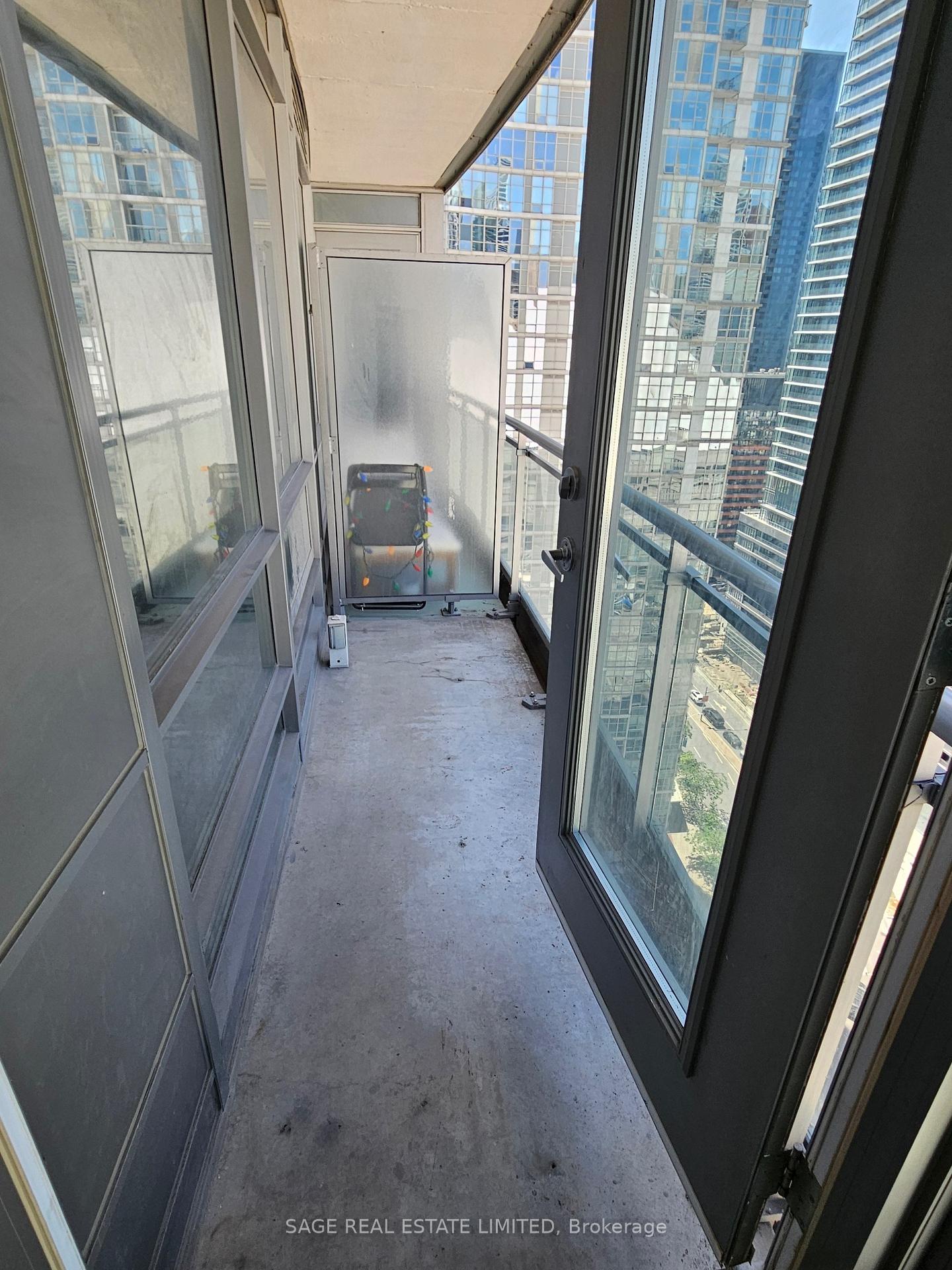 Photo 16 of Unit 2807, 3 Navy Wharf Court, Toronto, Waterfront Communities — HOMEH