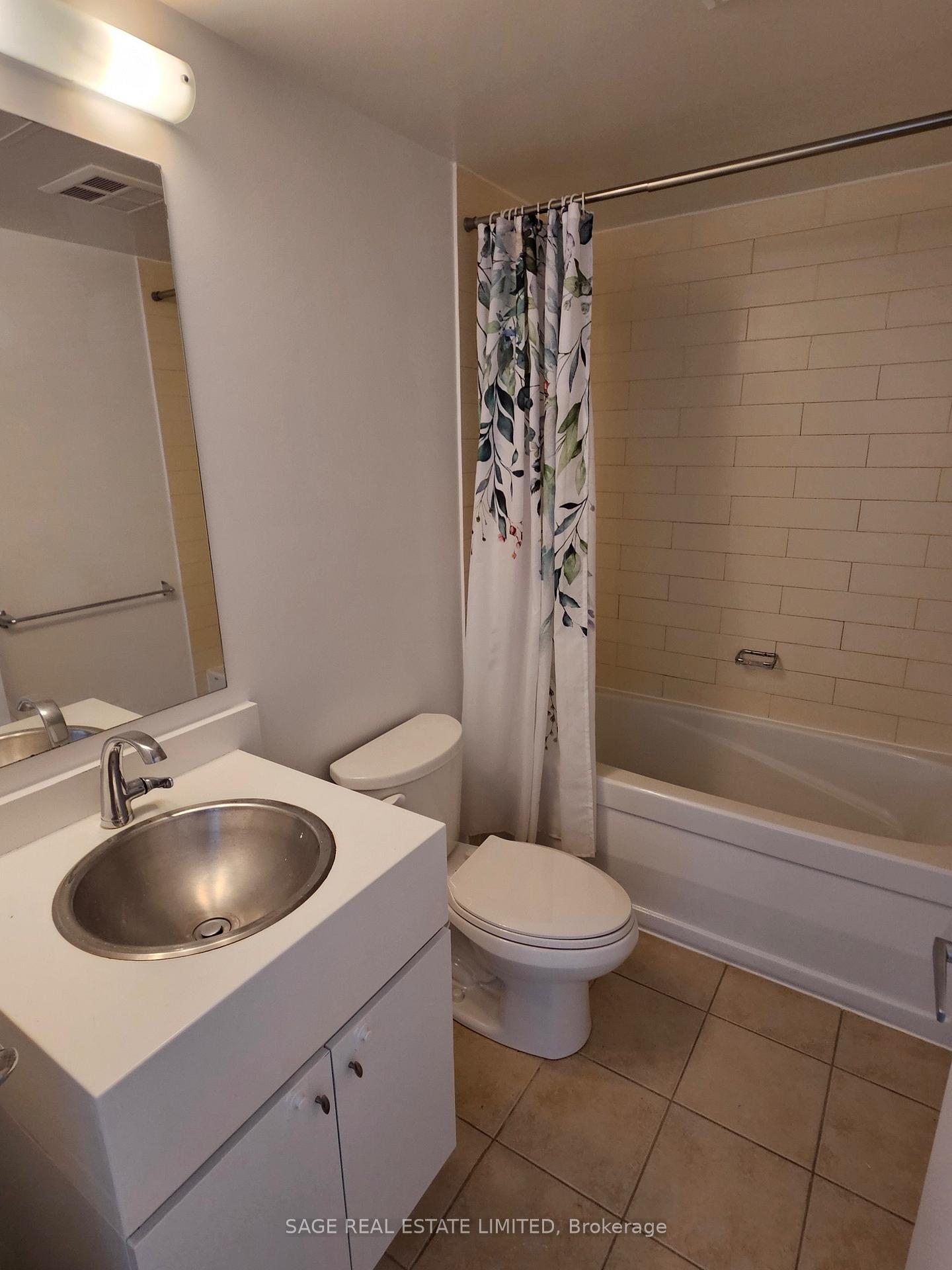 Photo 17 of Unit 2807, 3 Navy Wharf Court, Toronto, Waterfront Communities — HOMEH