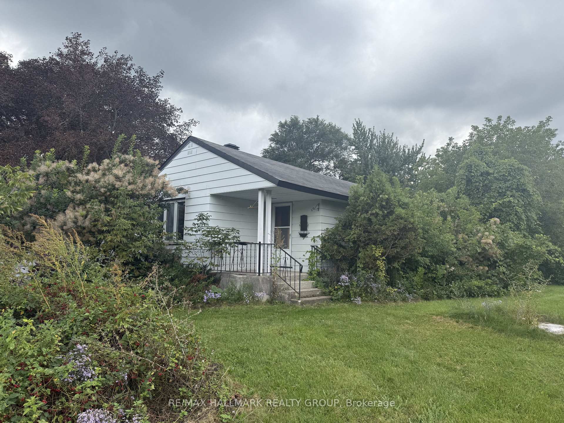 Photo 1 of 16 Donegal Road, Ottawa, Stittsville (South) — HOMEH