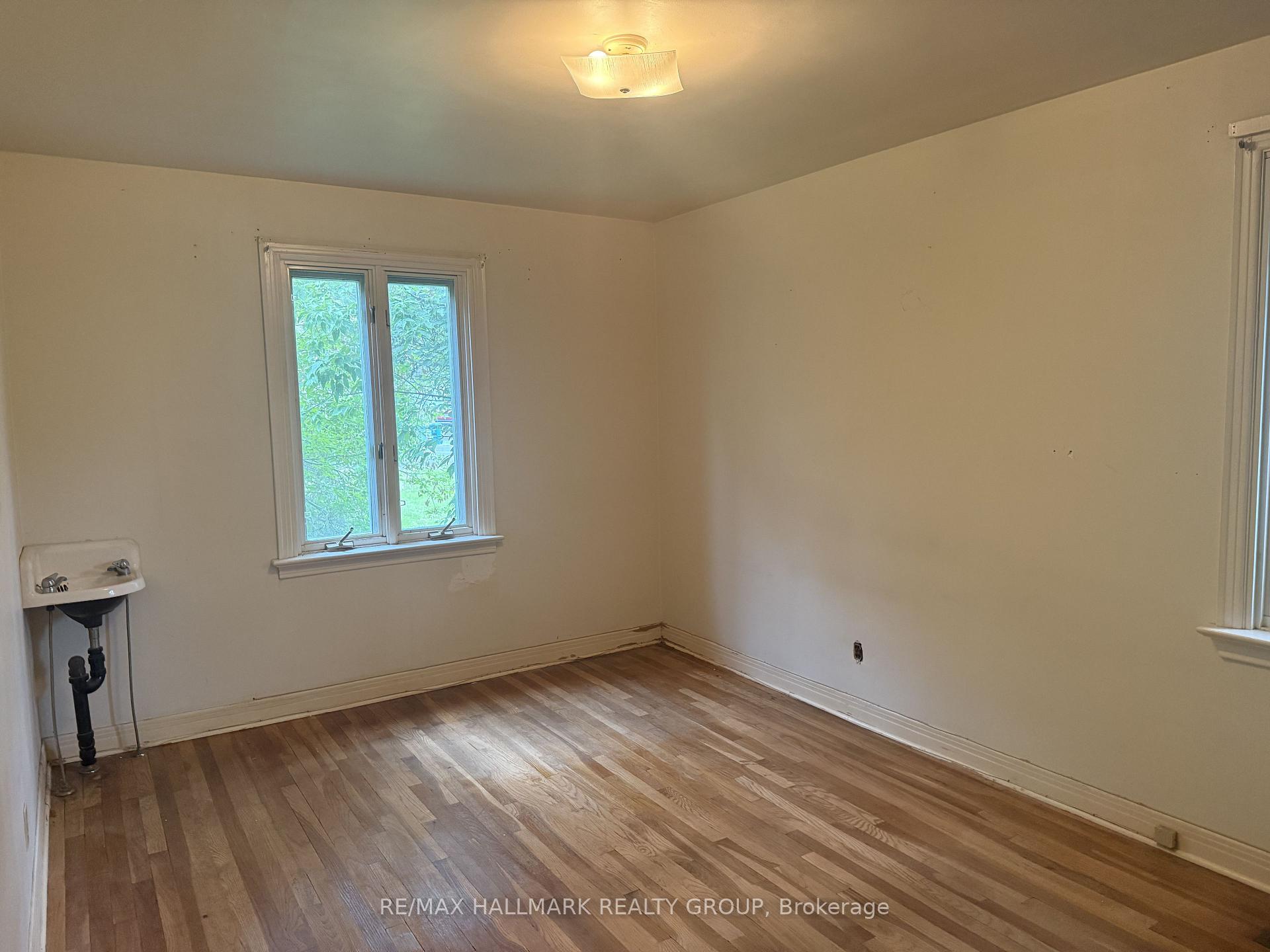 Photo 6 of 16 Donegal Road, Ottawa, Stittsville (South) — HOMEH