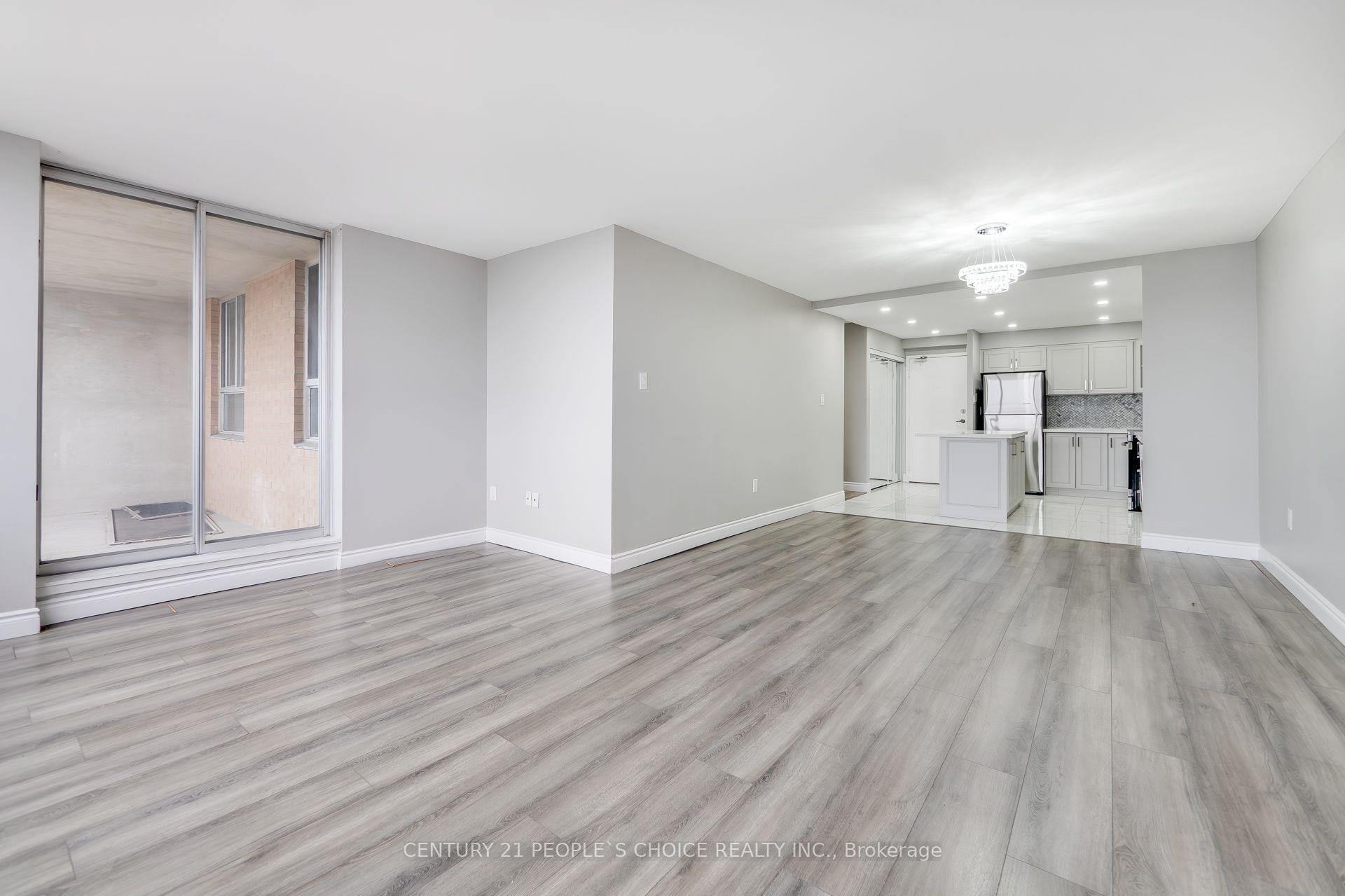 Photo 24 of Unit 910, 40 Panorama Court, Etobicoke, Mount Olive-Silverstone-Jamestown — HOMEH