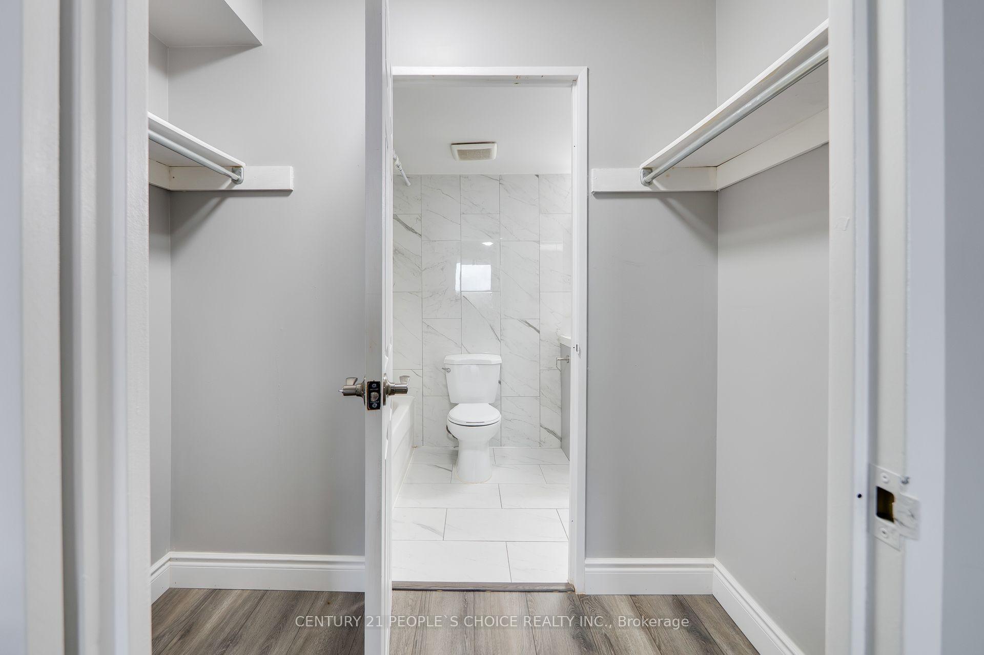 Photo 33 of Unit 910, 40 Panorama Court, Etobicoke, Mount Olive-Silverstone-Jamestown — HOMEH