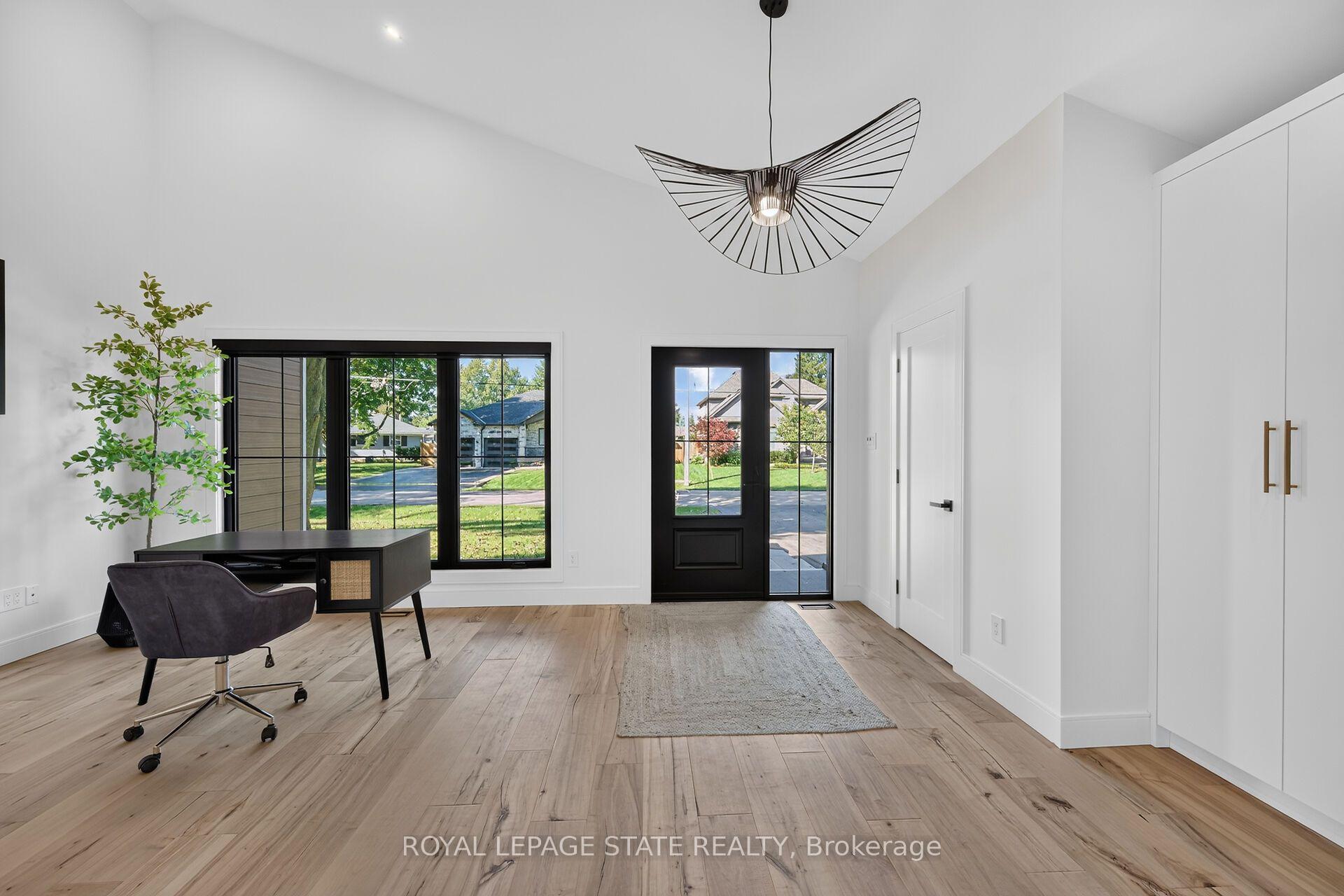 Photo 2 of 491 Anson Drive, Hamilton, Ancaster — HOMEH