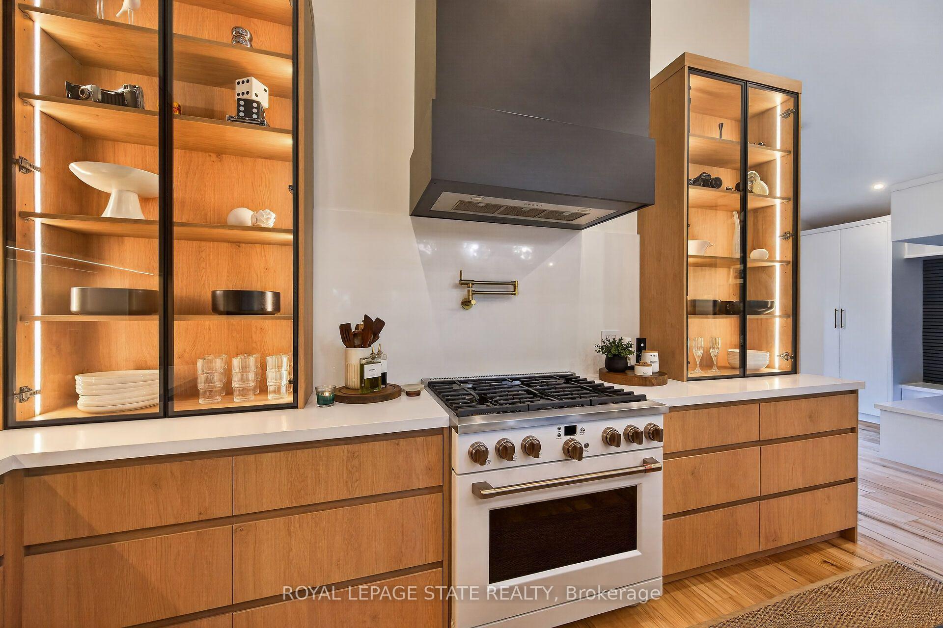 Photo 12 of 491 Anson Drive, Hamilton, Ancaster — HOMEH