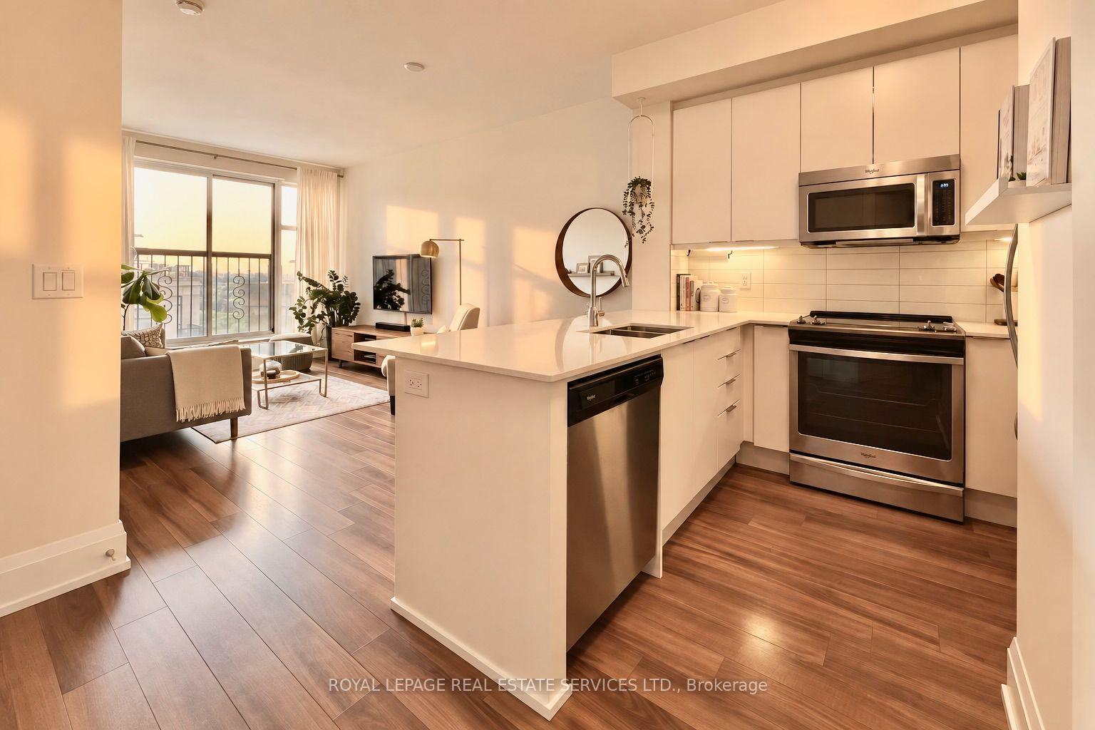 Photo 11 of Unit 901, 1 Old Mill Drive, Toronto, High Park-Swansea — HOMEH