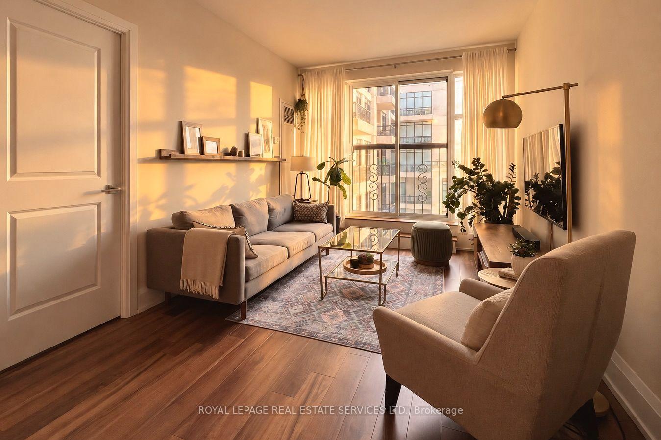 Photo 20 of Unit 901, 1 Old Mill Drive, Toronto, High Park-Swansea — HOMEH