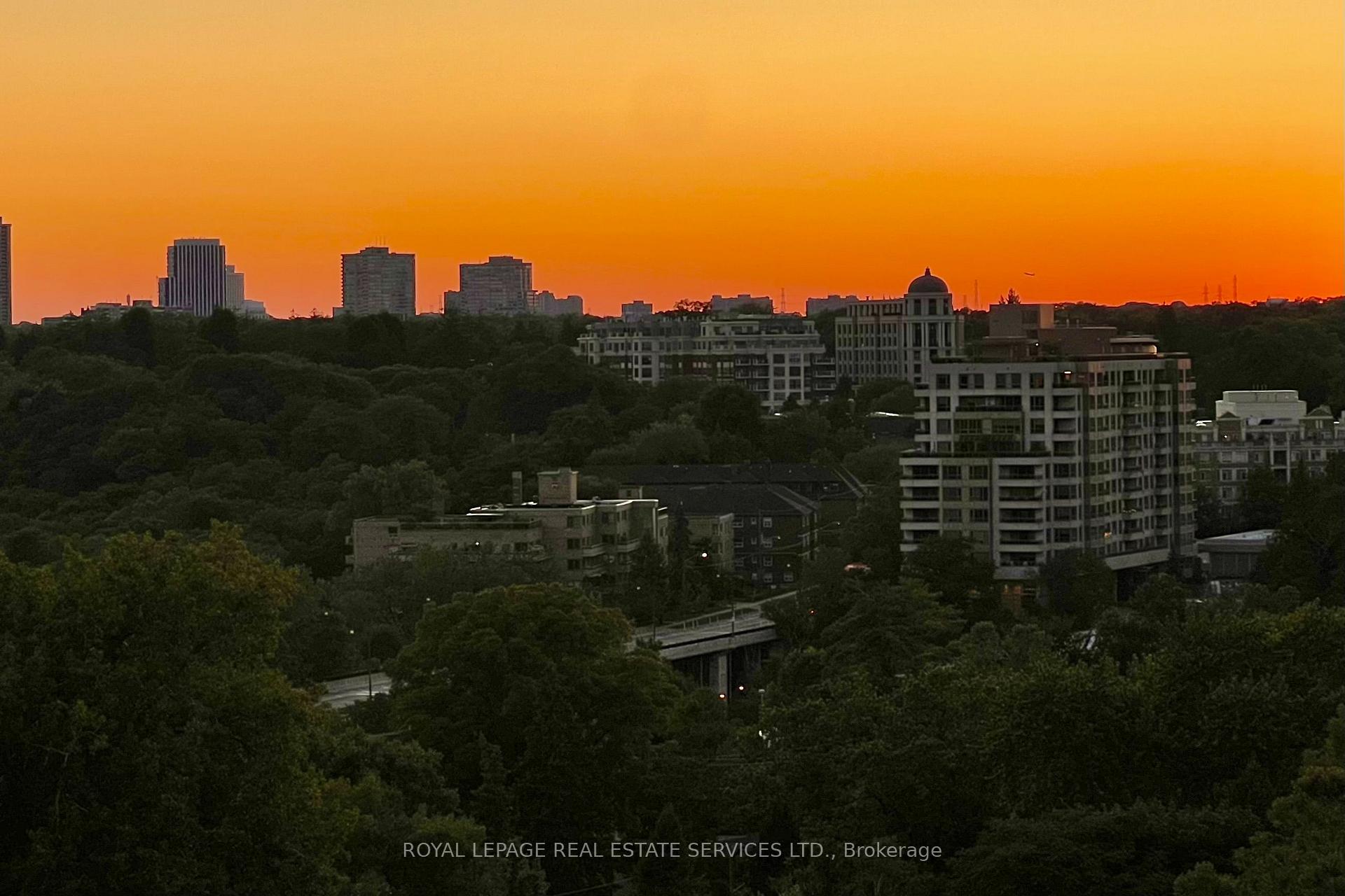 Photo 24 of Unit 901, 1 Old Mill Drive, Toronto, High Park-Swansea — HOMEH