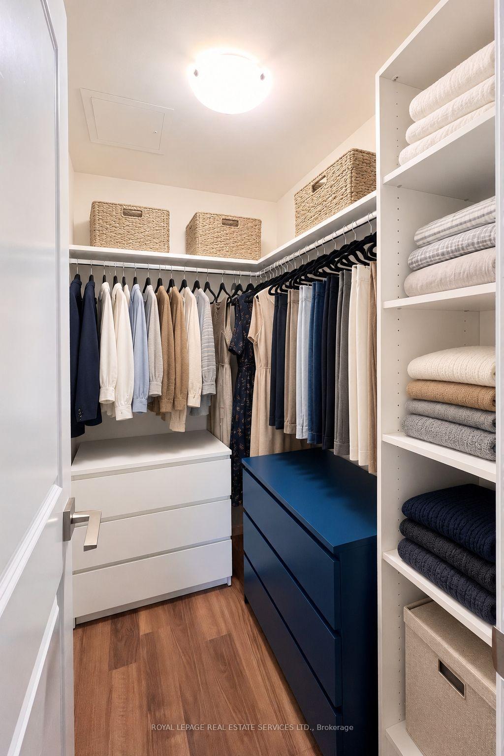 Photo 25 of Unit 901, 1 Old Mill Drive, Toronto, High Park-Swansea — HOMEH