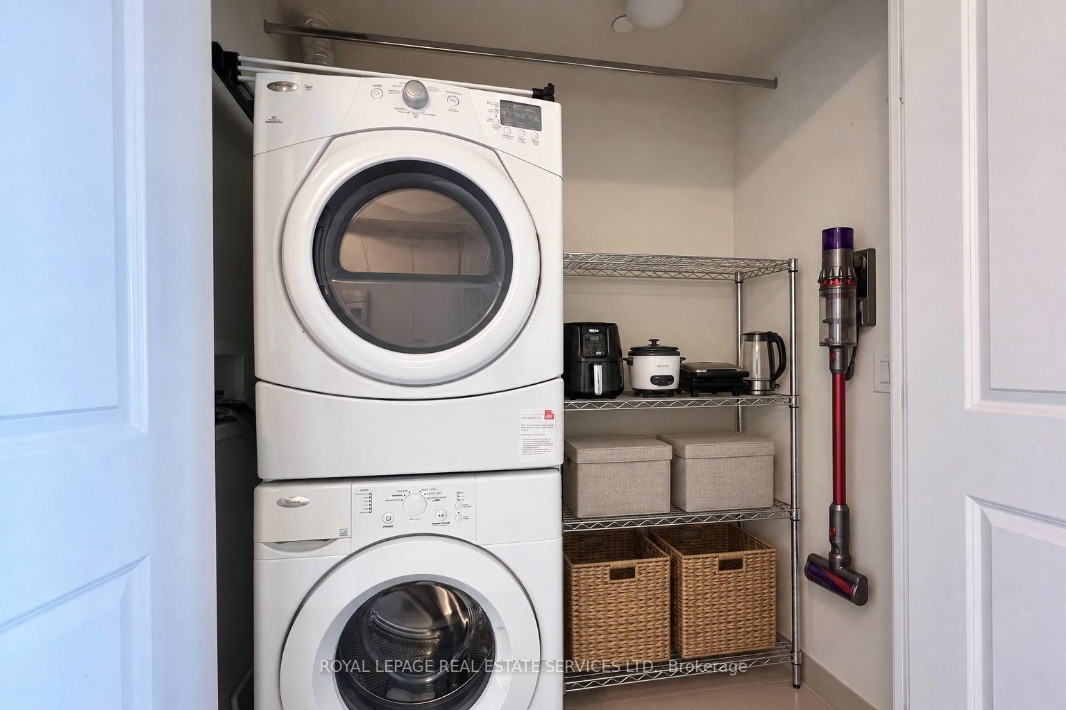 Photo 27 of Unit 901, 1 Old Mill Drive, Toronto, High Park-Swansea — HOMEH