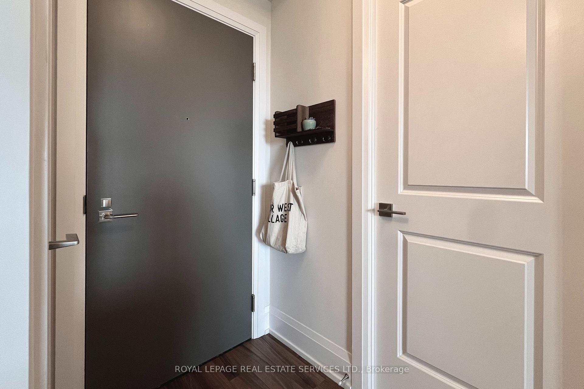 Photo 29 of Unit 901, 1 Old Mill Drive, Toronto, High Park-Swansea — HOMEH