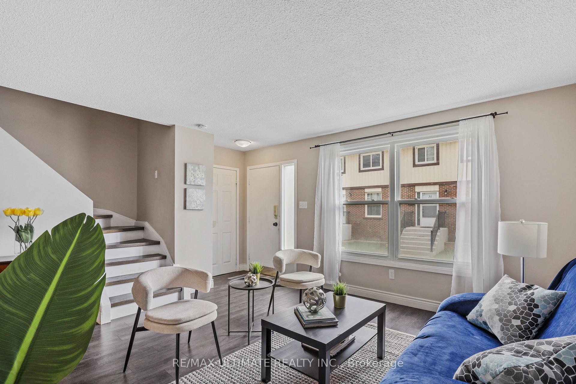 Photo 4 of Unit 25, 1230 Radom Street, Pickering, Bay Ridges — HOMEH